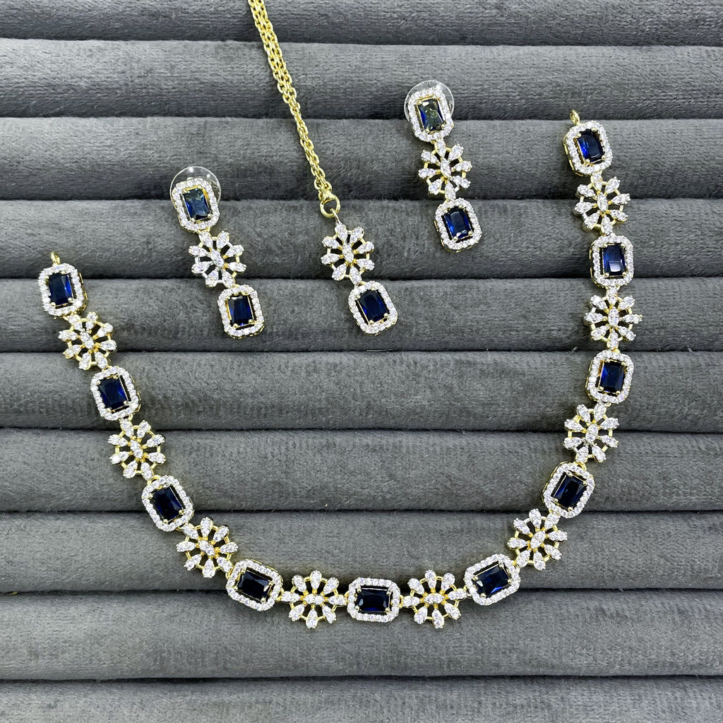 ROYAL CLUSTER NECKLACE SET