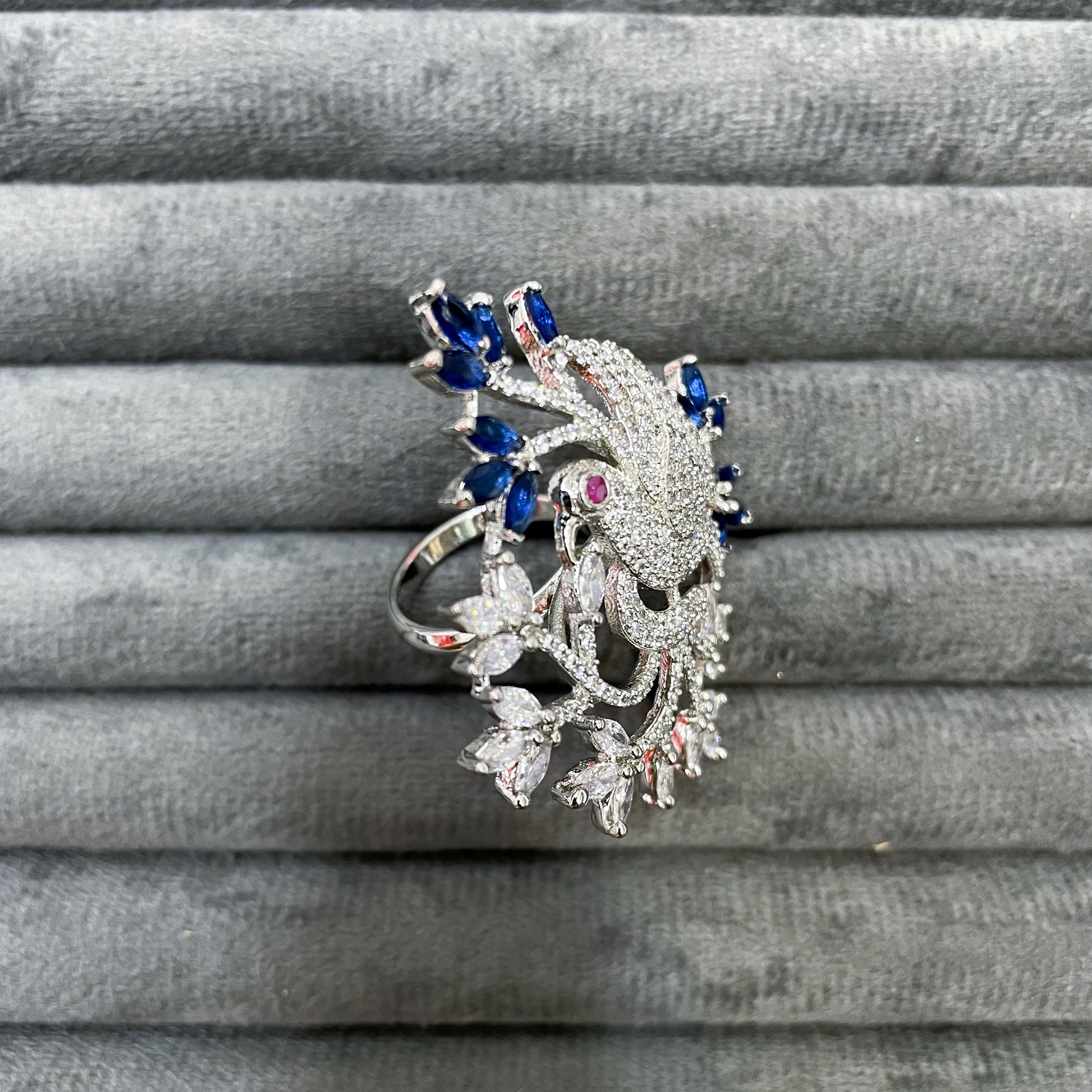 PARADISE PEACOCK RINGS