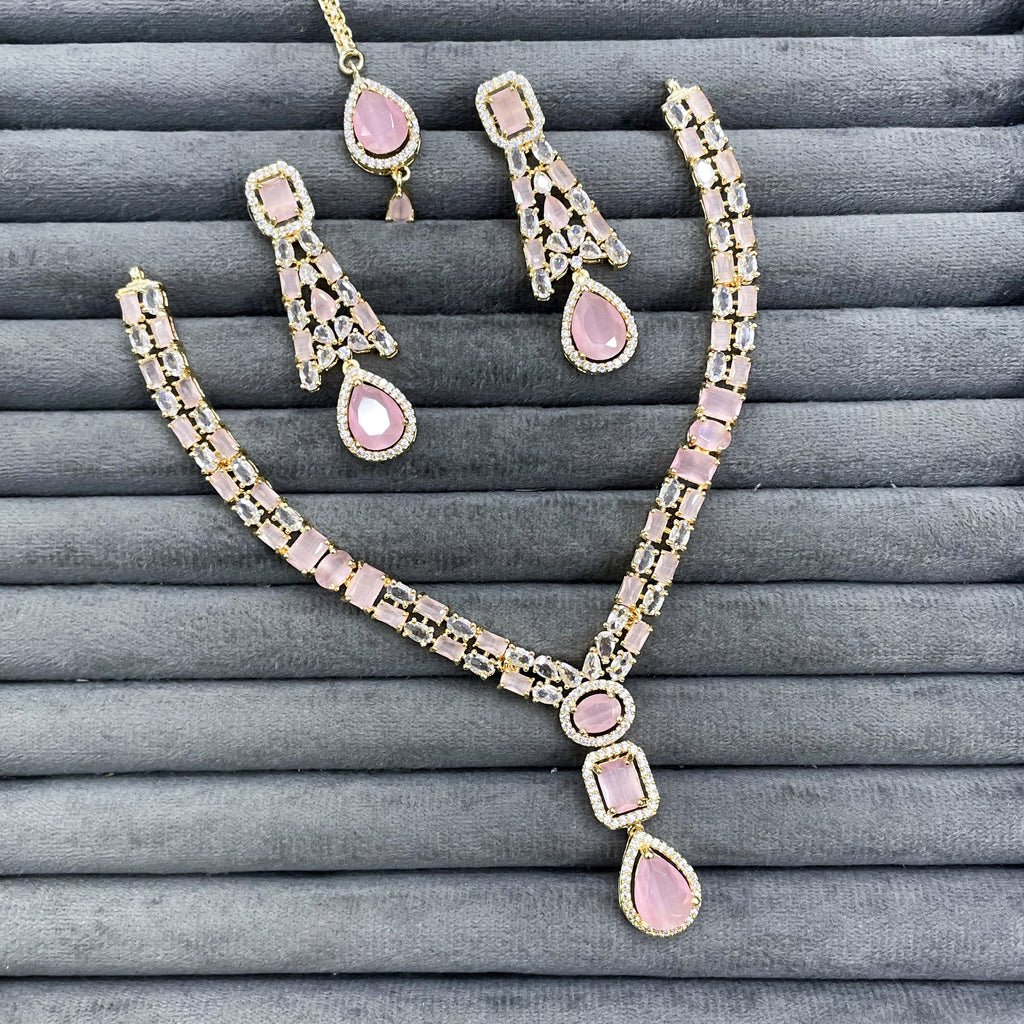 OPULENT CUBIC NECKLACE SET
