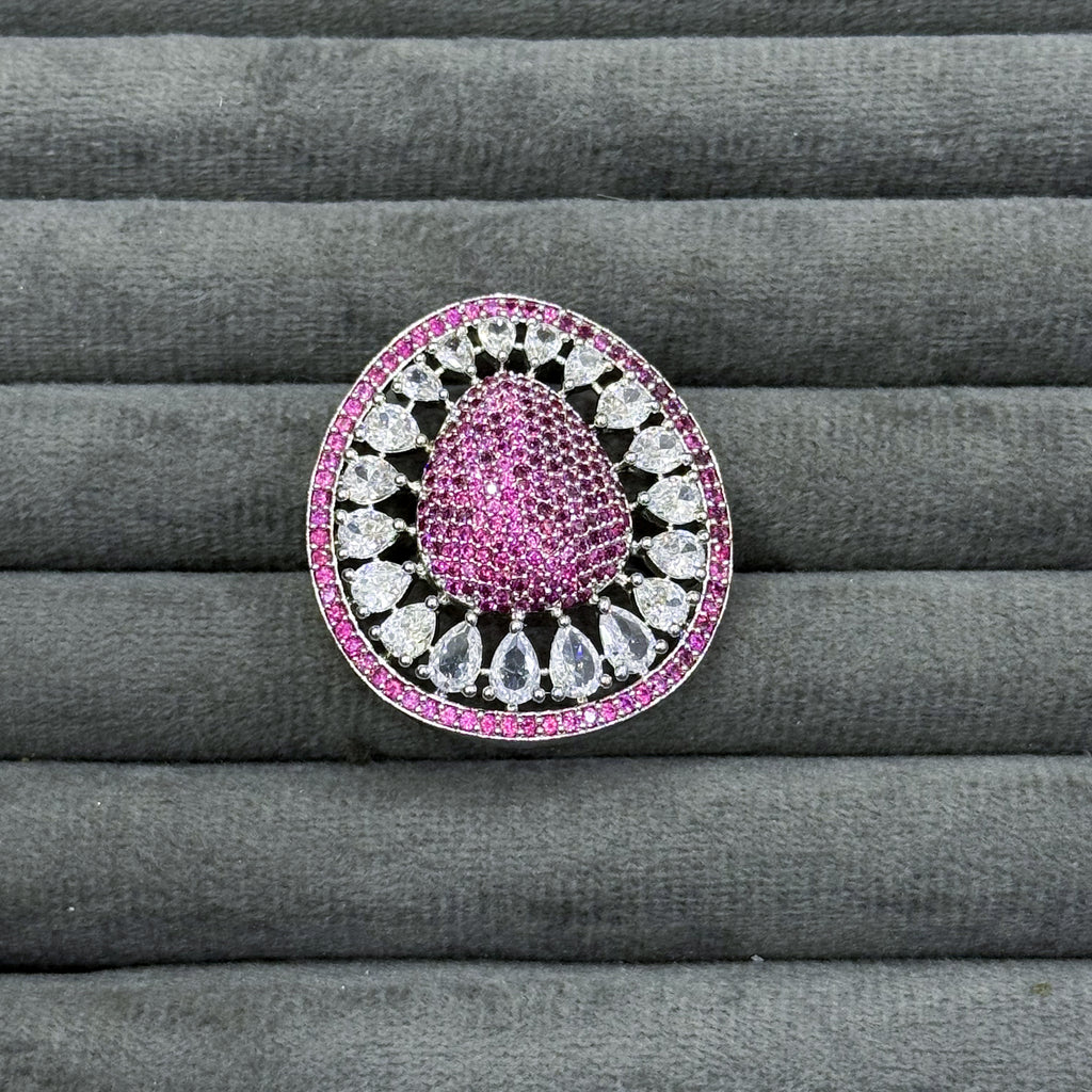 GEOMETRIC TEARDROP RINGS