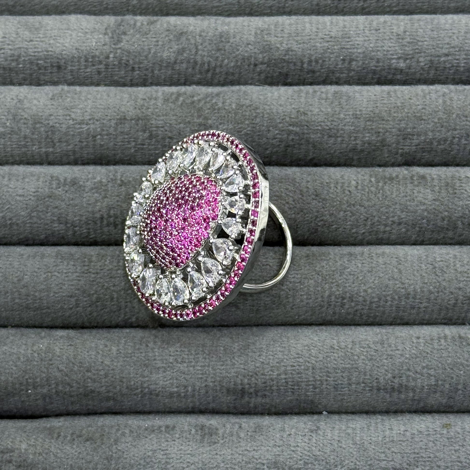 GEOMETRIC TEARDROP RINGS