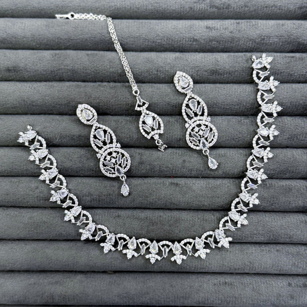 GALA WREATH NECKLACE SET