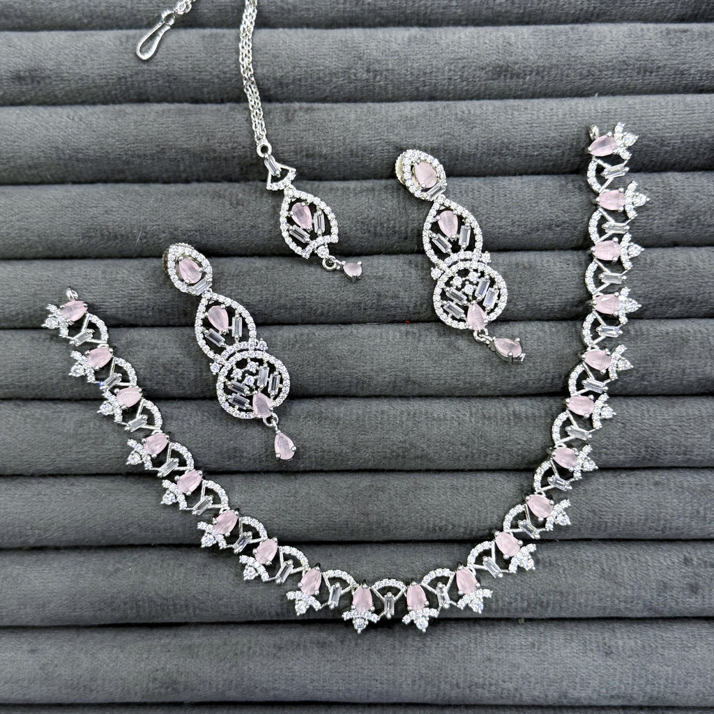 GALA WREATH NECKLACE SET