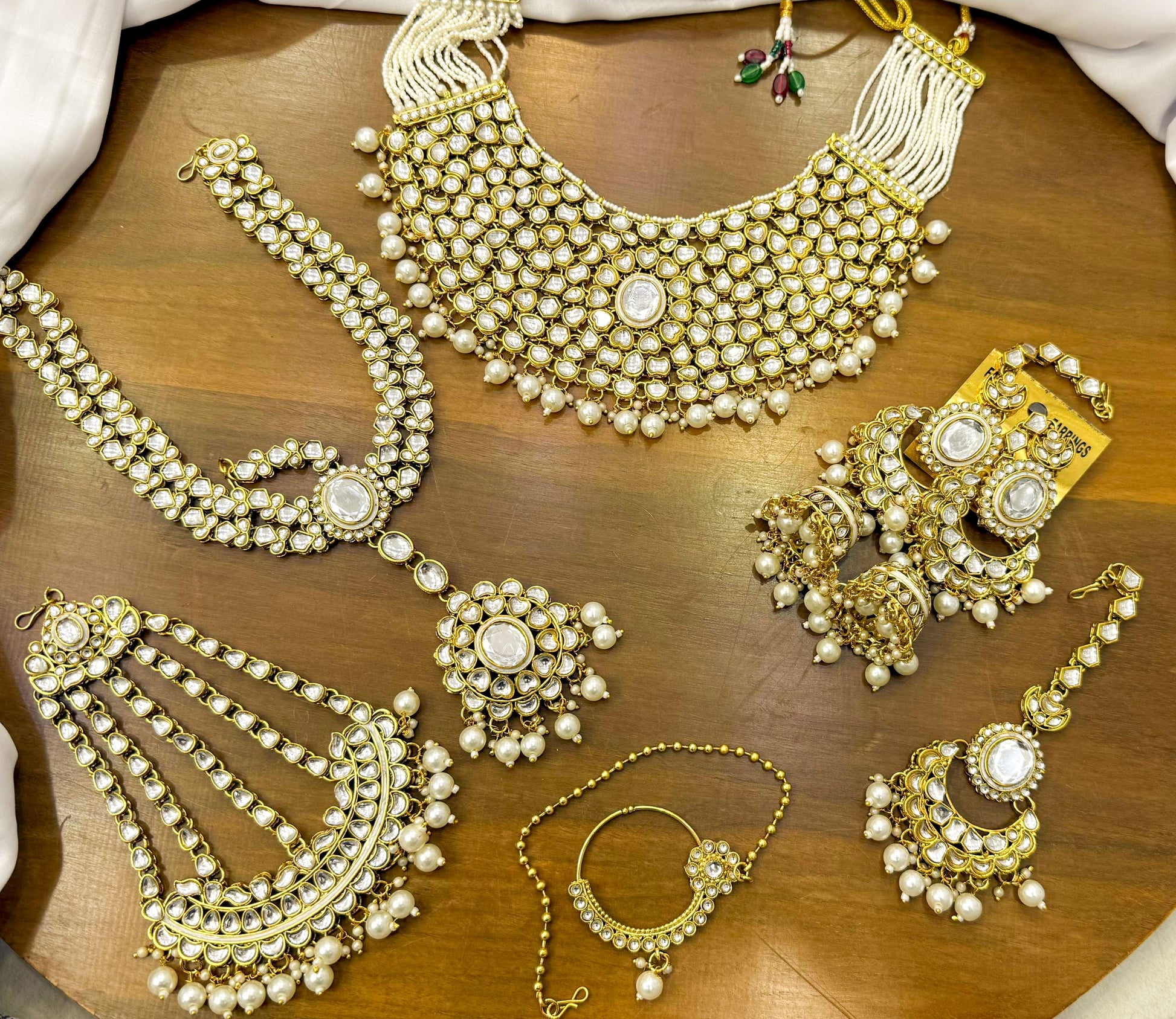 SHAZADI AFTAB KUNDAN SET