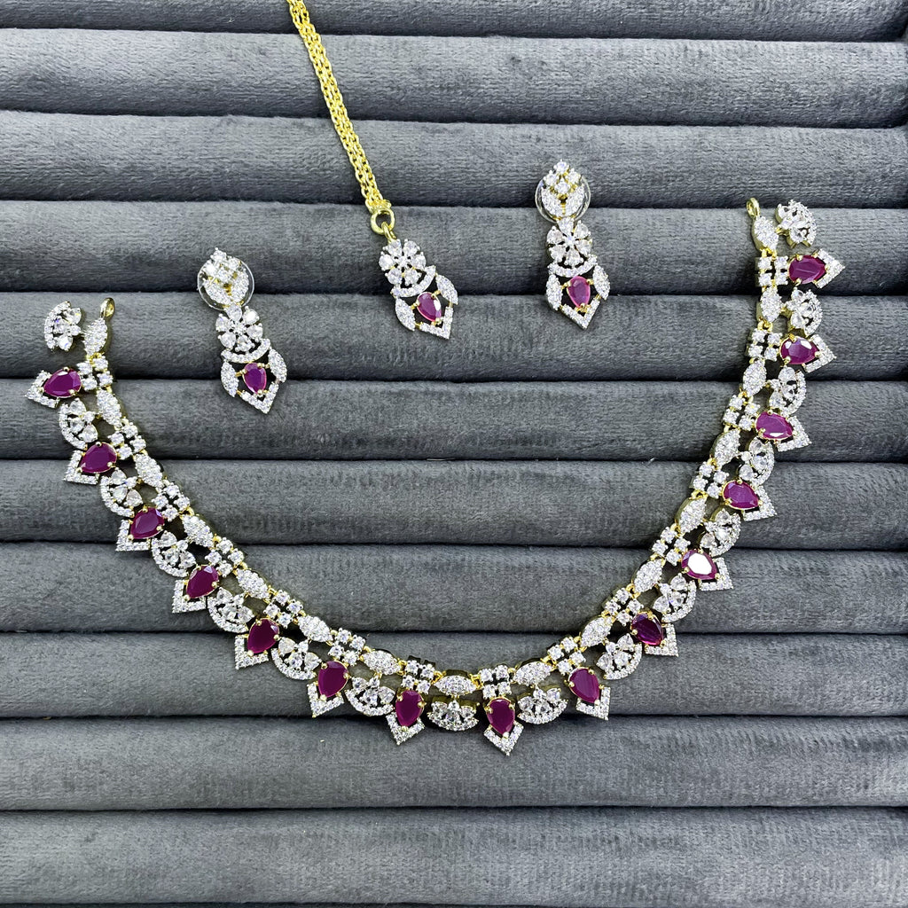 MAJESTIC SCALLOP NECKLACE SET