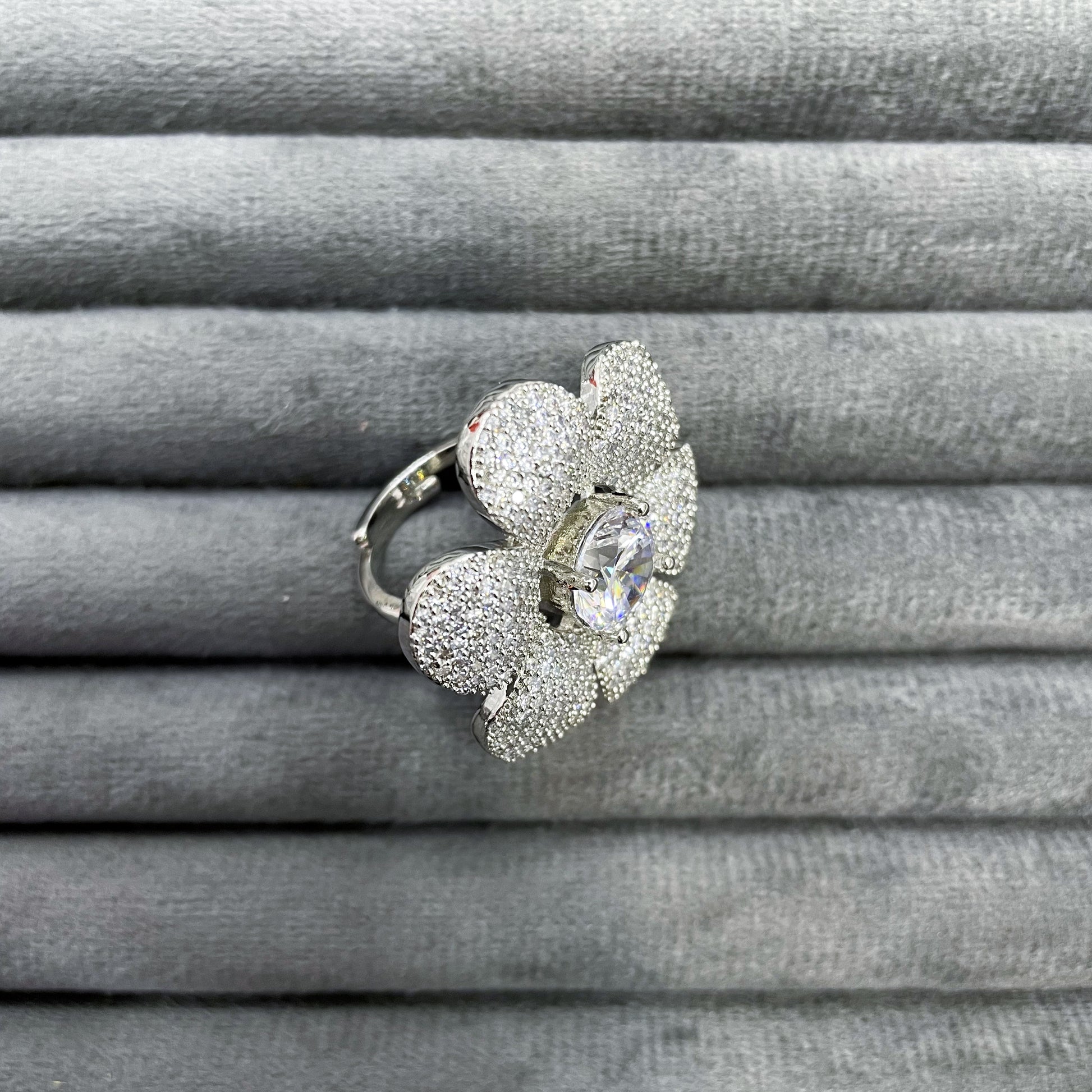 HIGH GARDENIA RINGS