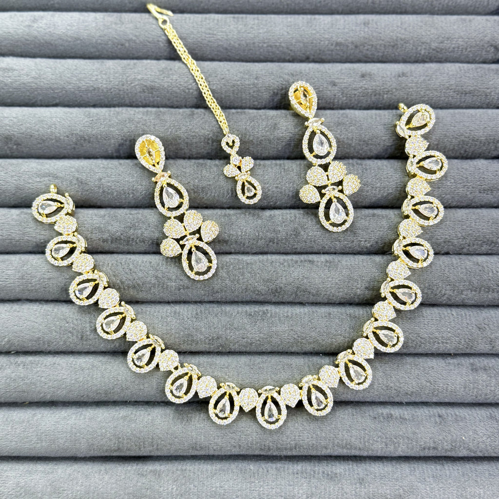 LUMINAR TEAR NECKLACE SET
