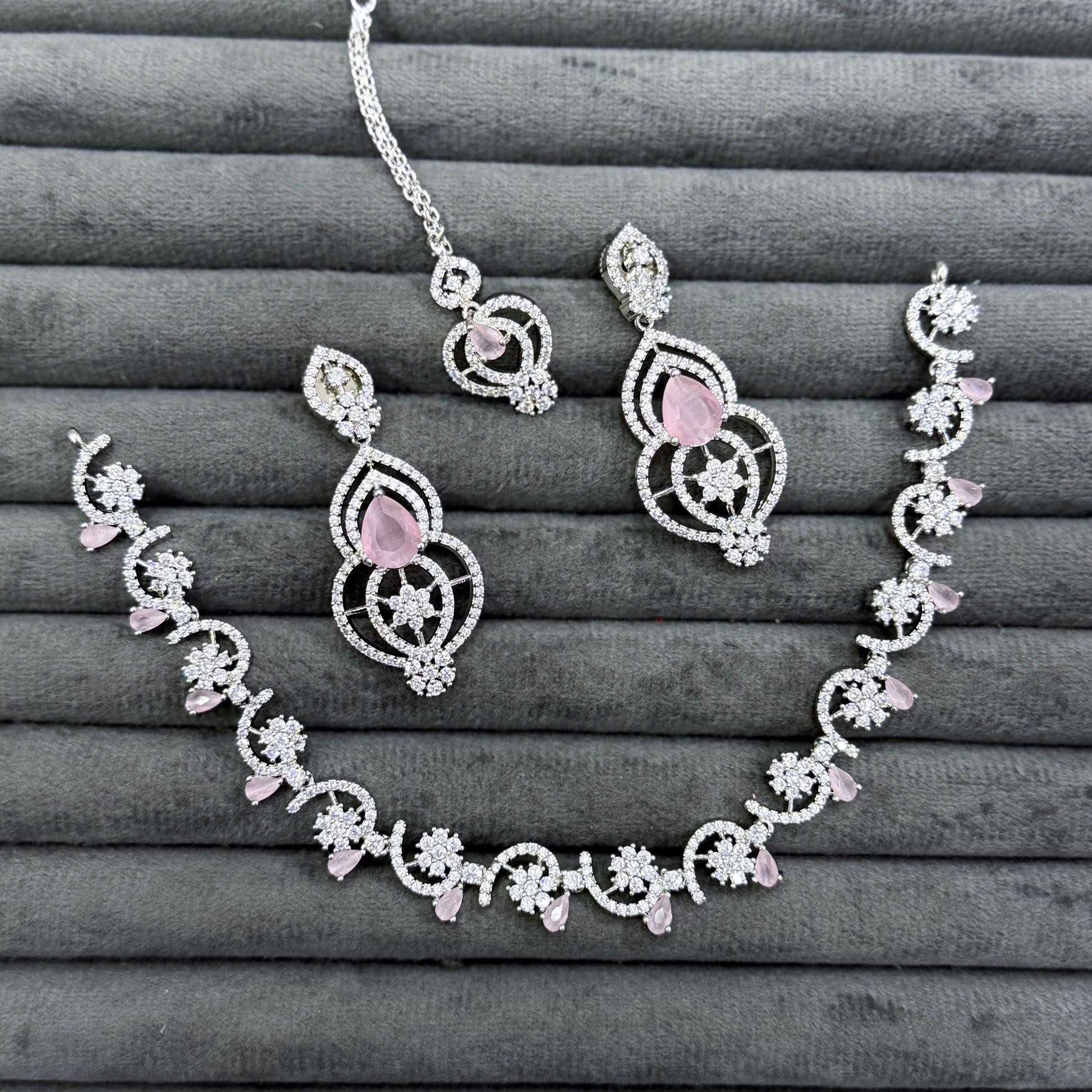 STARLIGHT OPULENCE NECKLACE SET