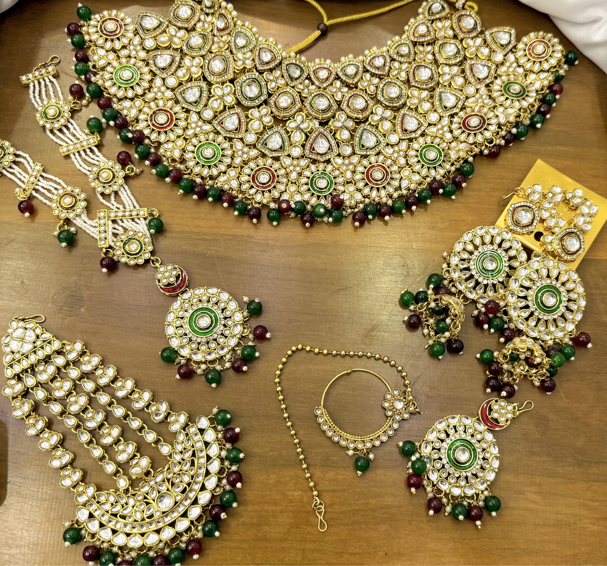 NAWAB BEGUM KUNDAN SET