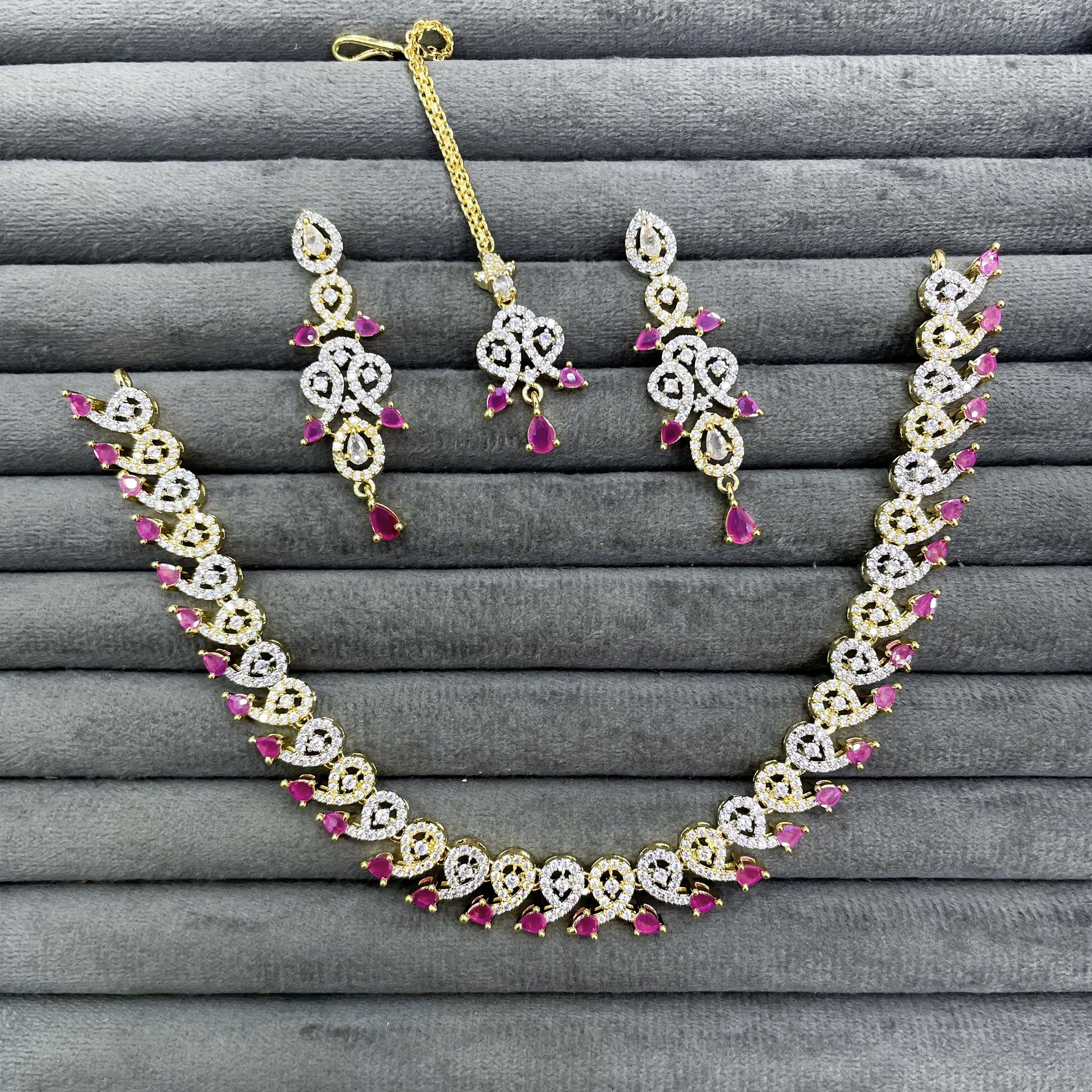 TWISTED CASCADE NECKLACE SET