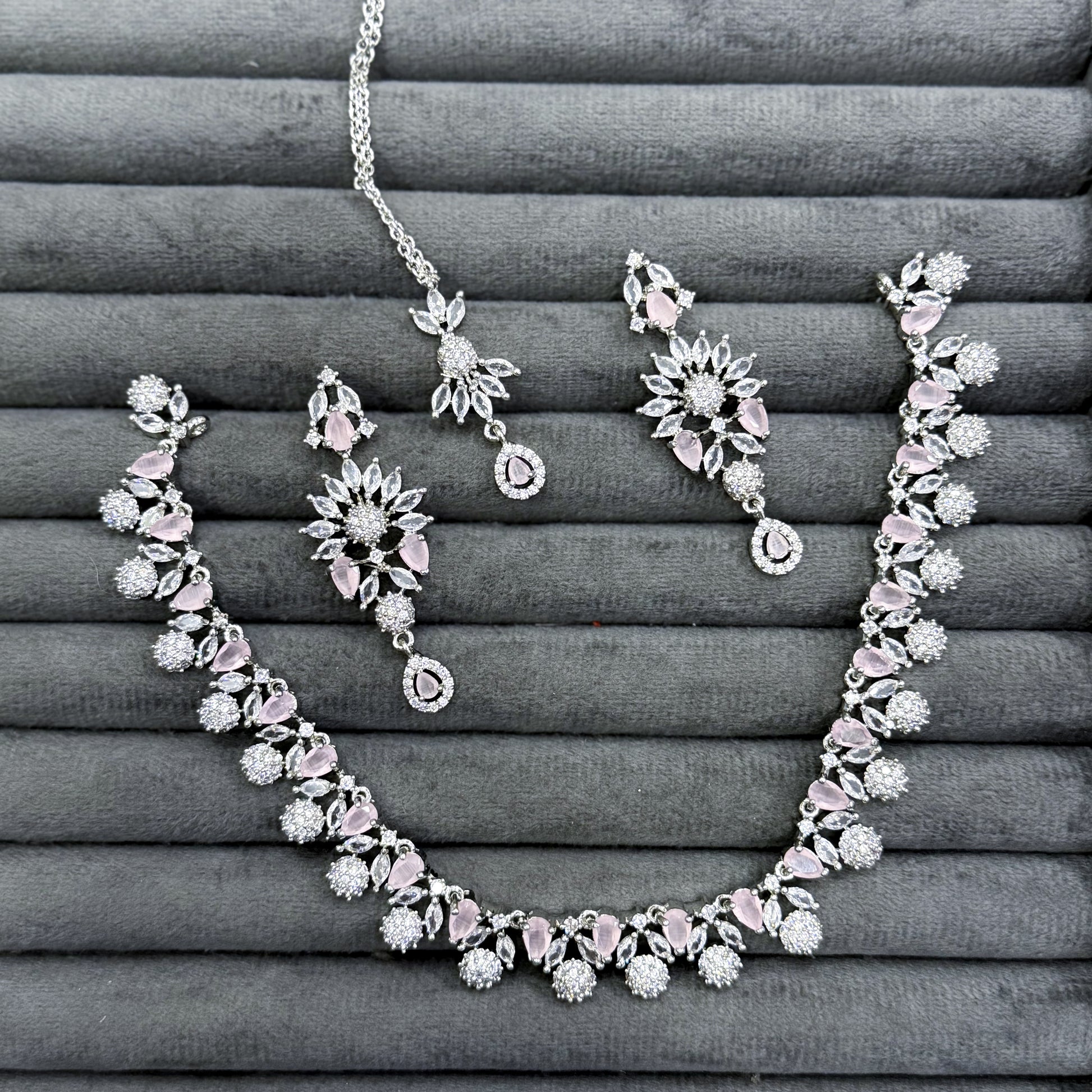 ASTER JEWEL NECKLACE SET