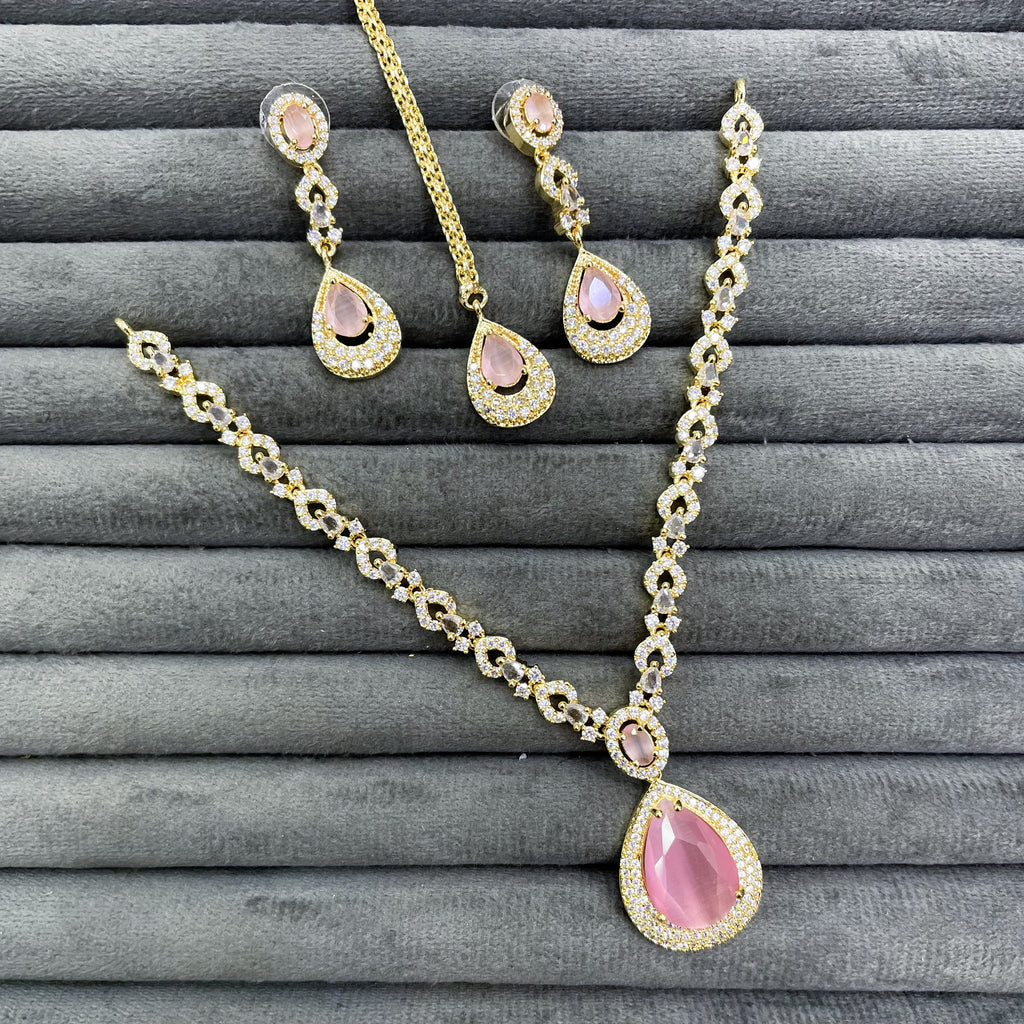 HEIRLOOM ORB NECKLACE SET