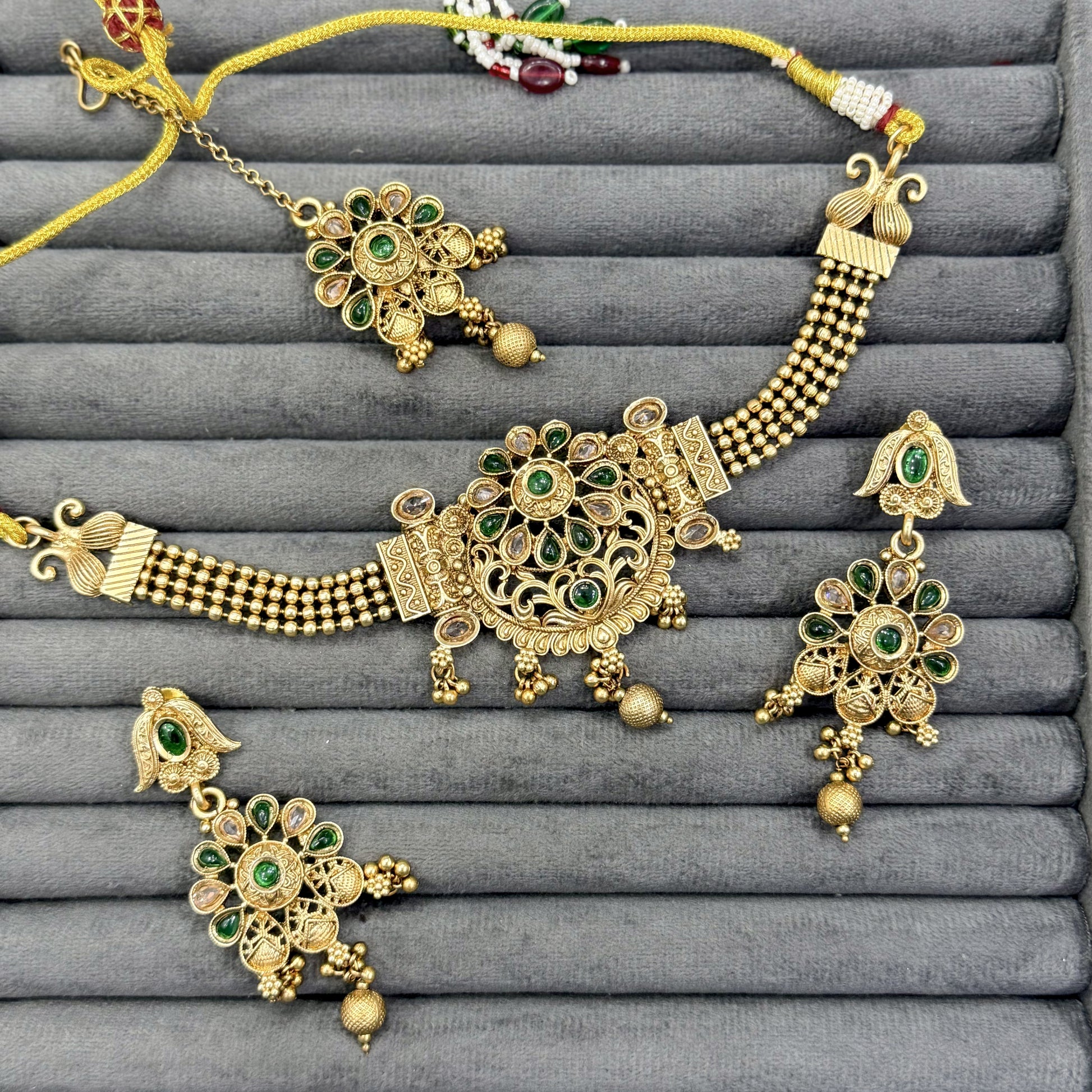 KESAR PHOOL RAJWARI CHOKER SET