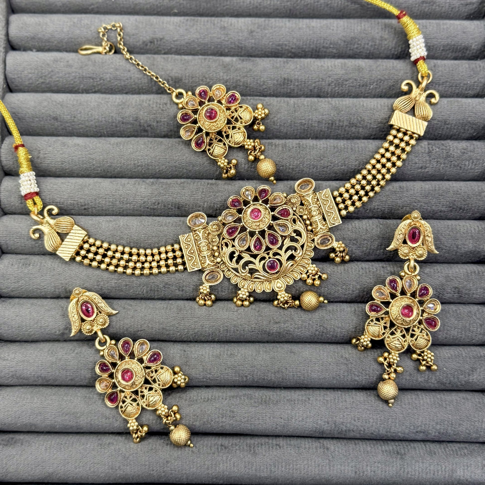 KESAR PHOOL RAJWARI CHOKER SET