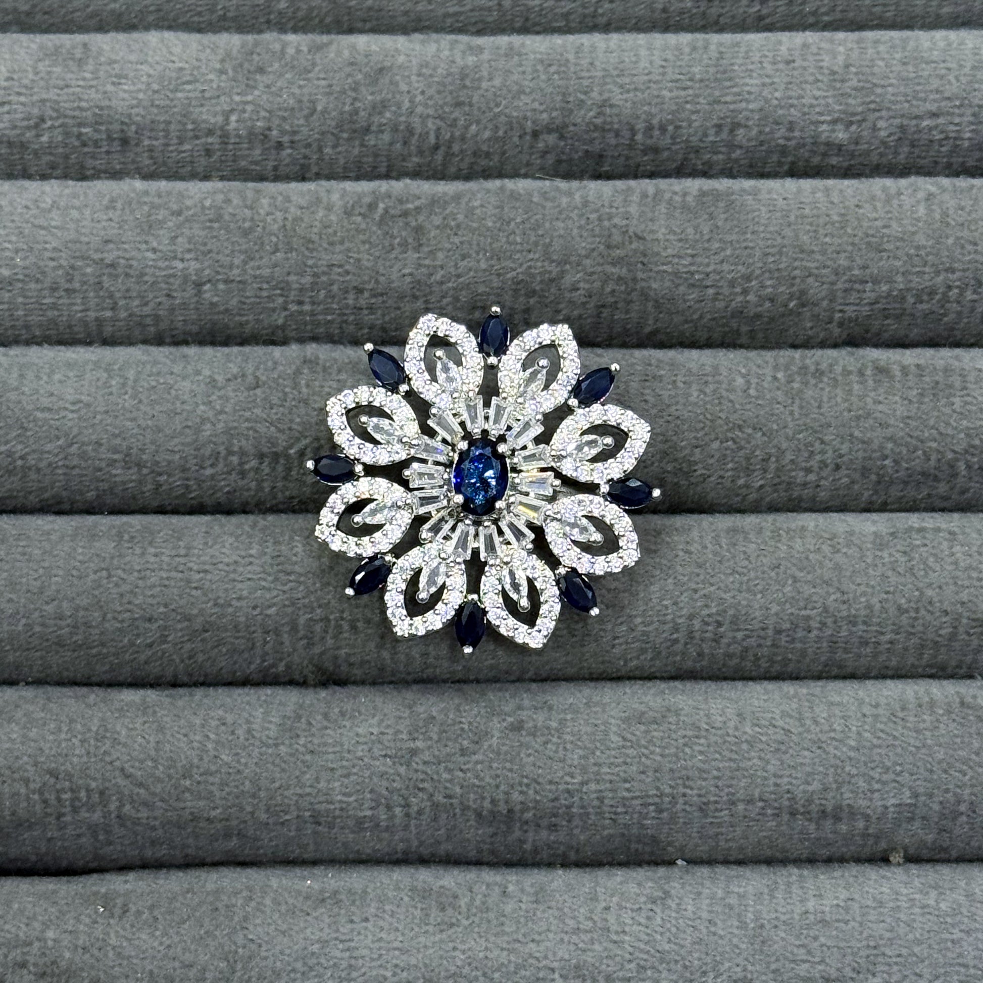 FLORENTINE PETAL RINGS