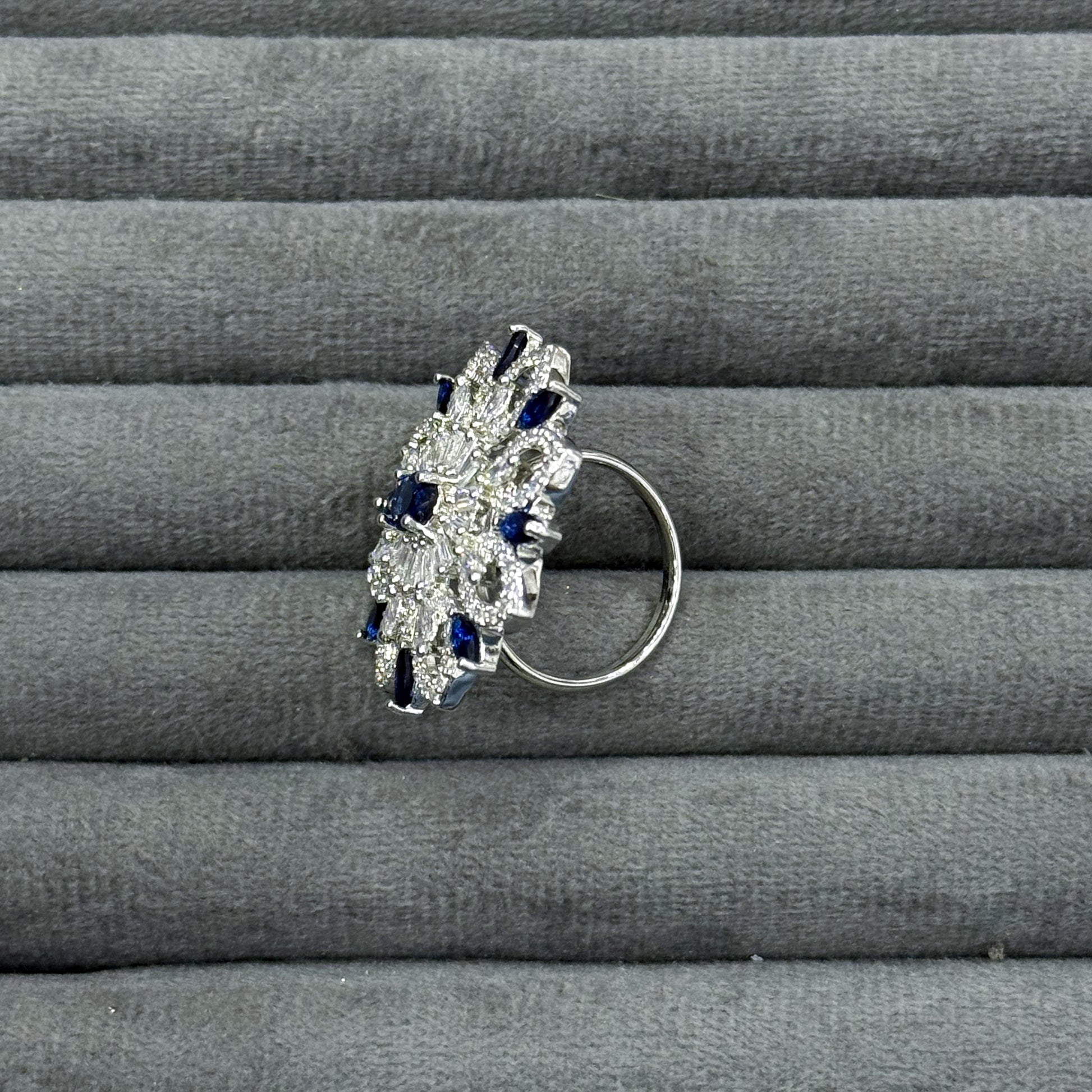 FLORENTINE PETAL RINGS