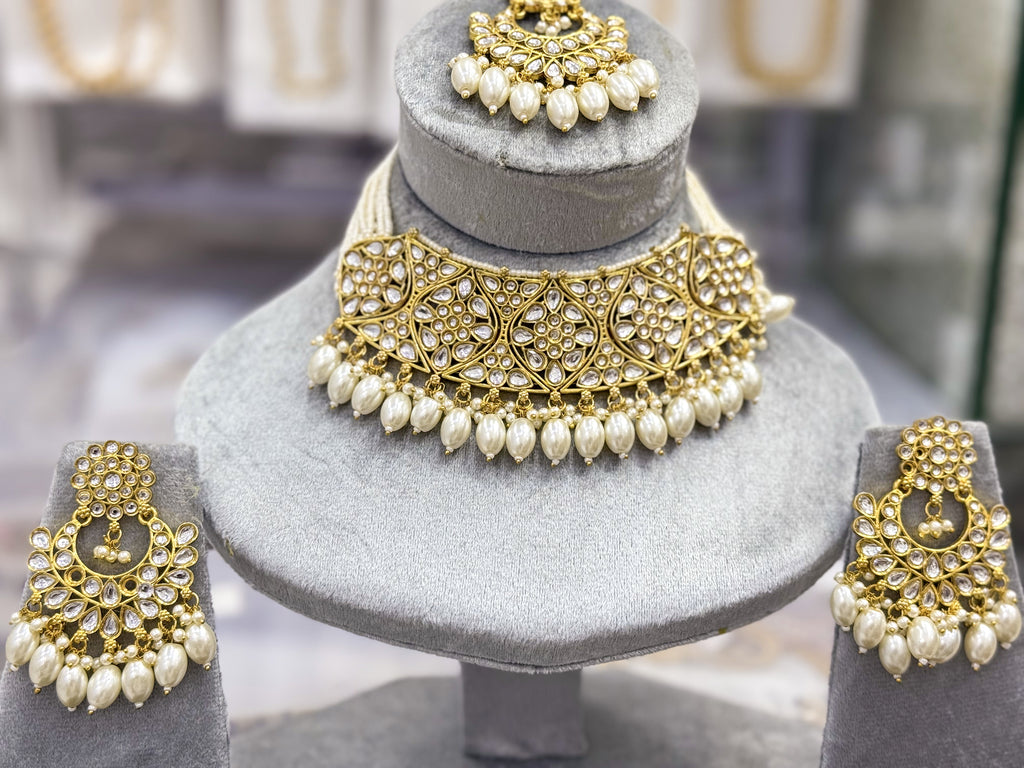 GARDEN OF EDEN KUNDAN NECKLACE SET