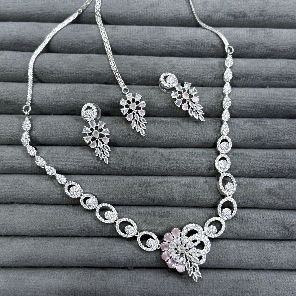 DIAMOND PETAL NECKLACE SET