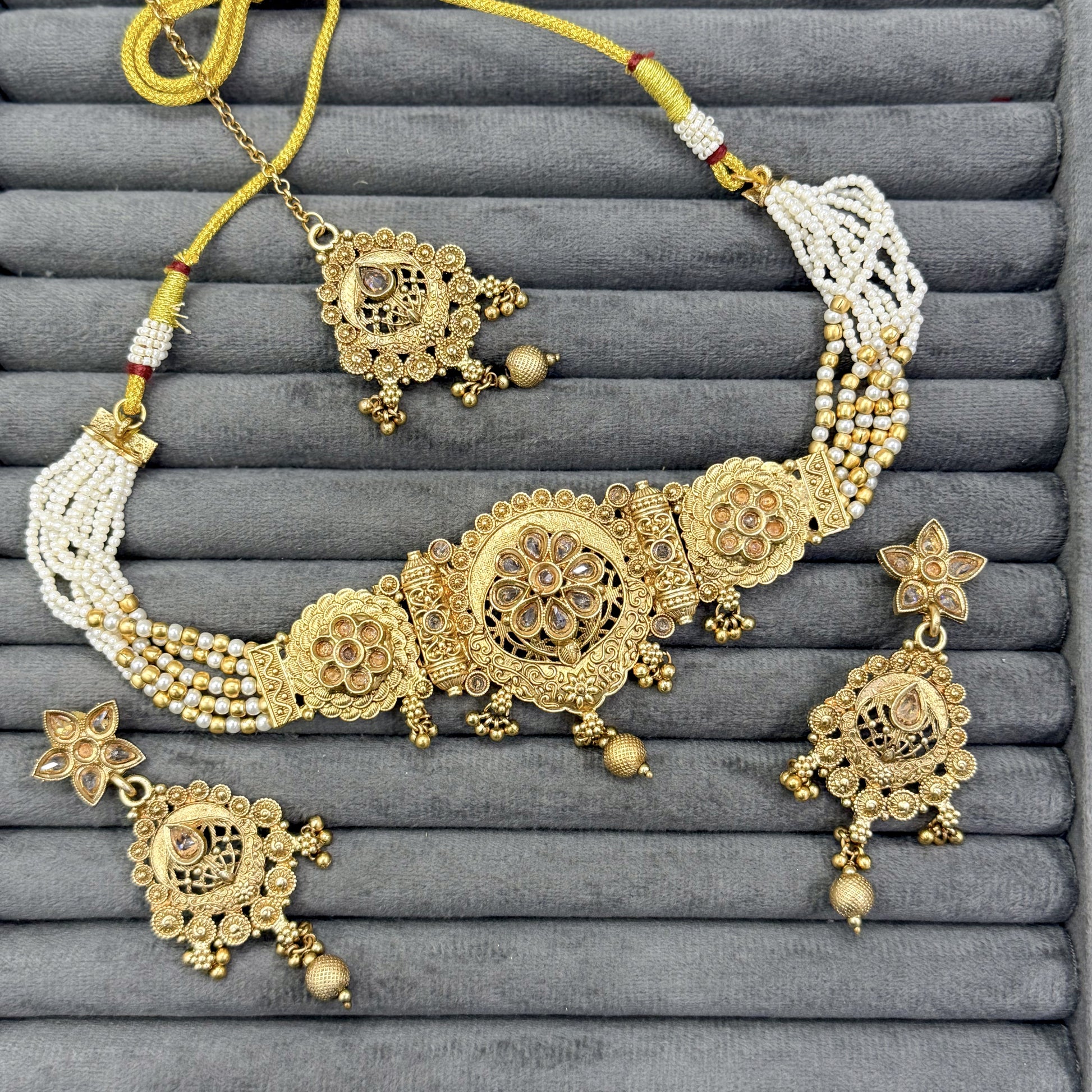 SHRINGAR MANI RAJWARI CHOKER SET