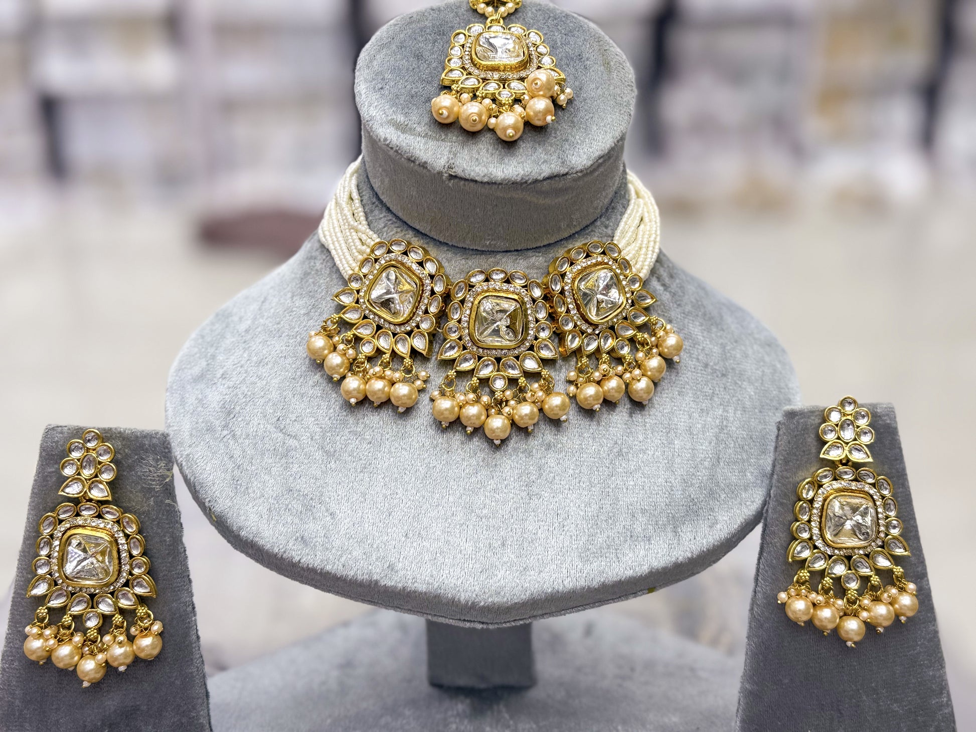 THREE-CROWN KUNDAN BEADED EMPRESS NECKLACE SET