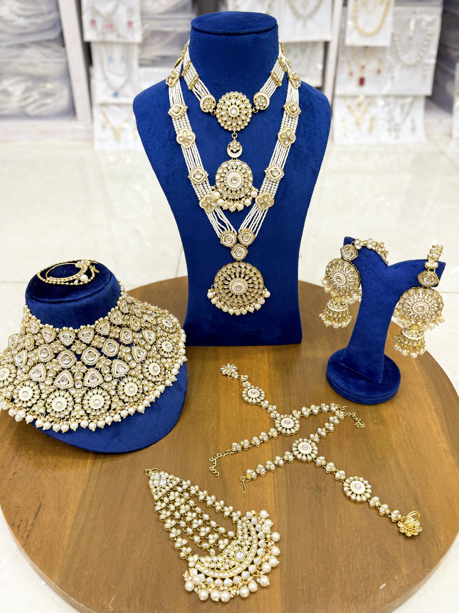 ZEENAT SHAHI KUNDAN SET
