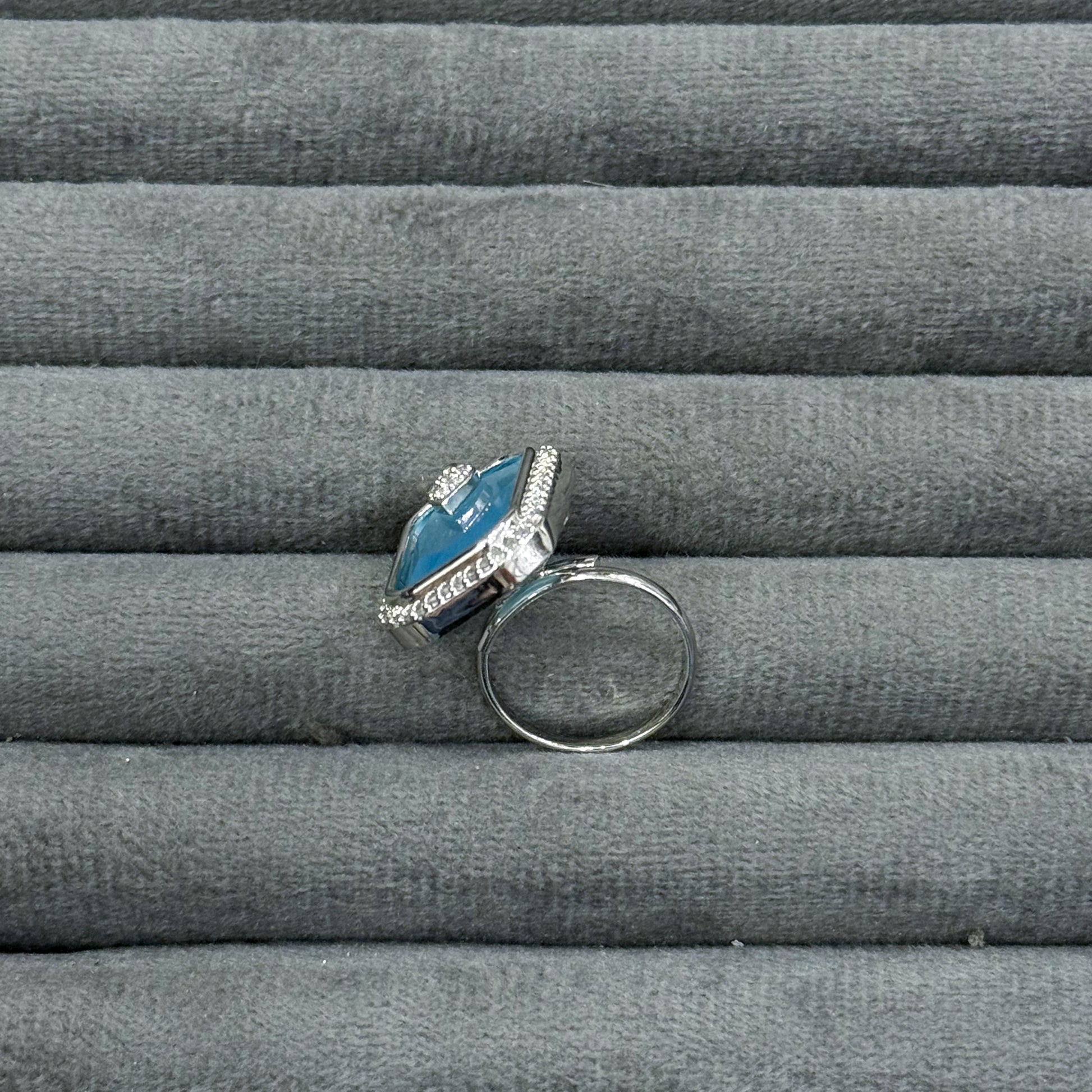 VENETIAN HEART PENDANTS