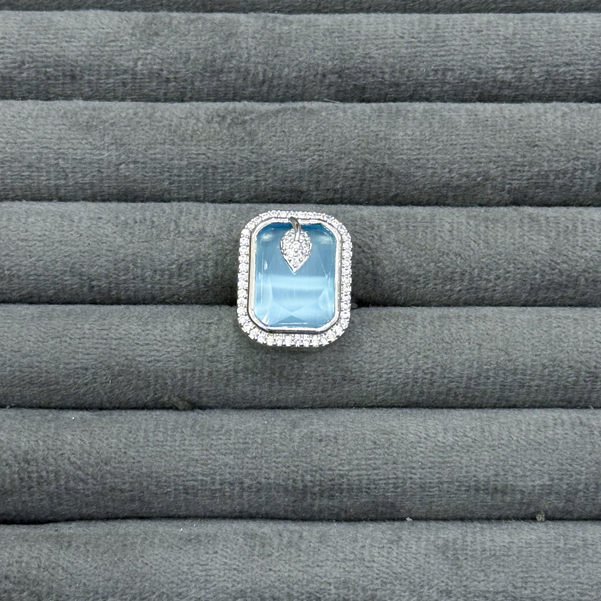 VENETIAN HEART PENDANTS