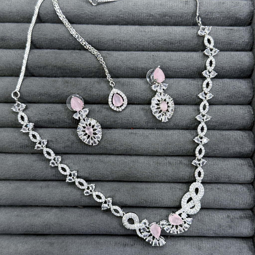 LACE CASCADA NECKLACE SET