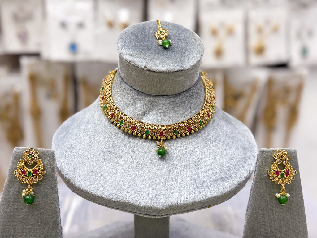 ROYAL AURORA NECKLACE SET