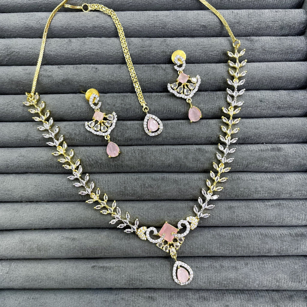 OLIVE WREATH NECKLACE SET