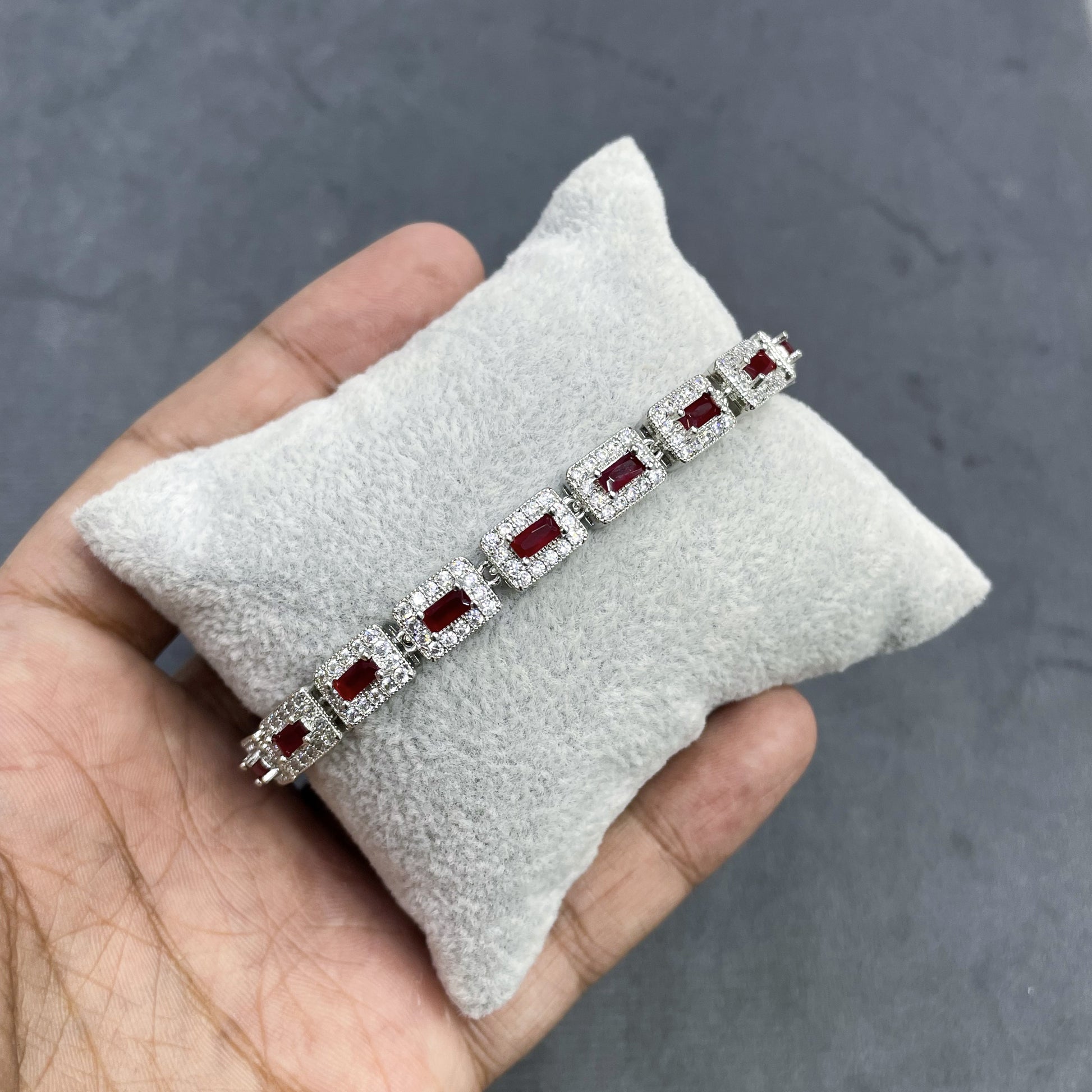 RUBY-ILLUSION-ZIRCON-BRACELET