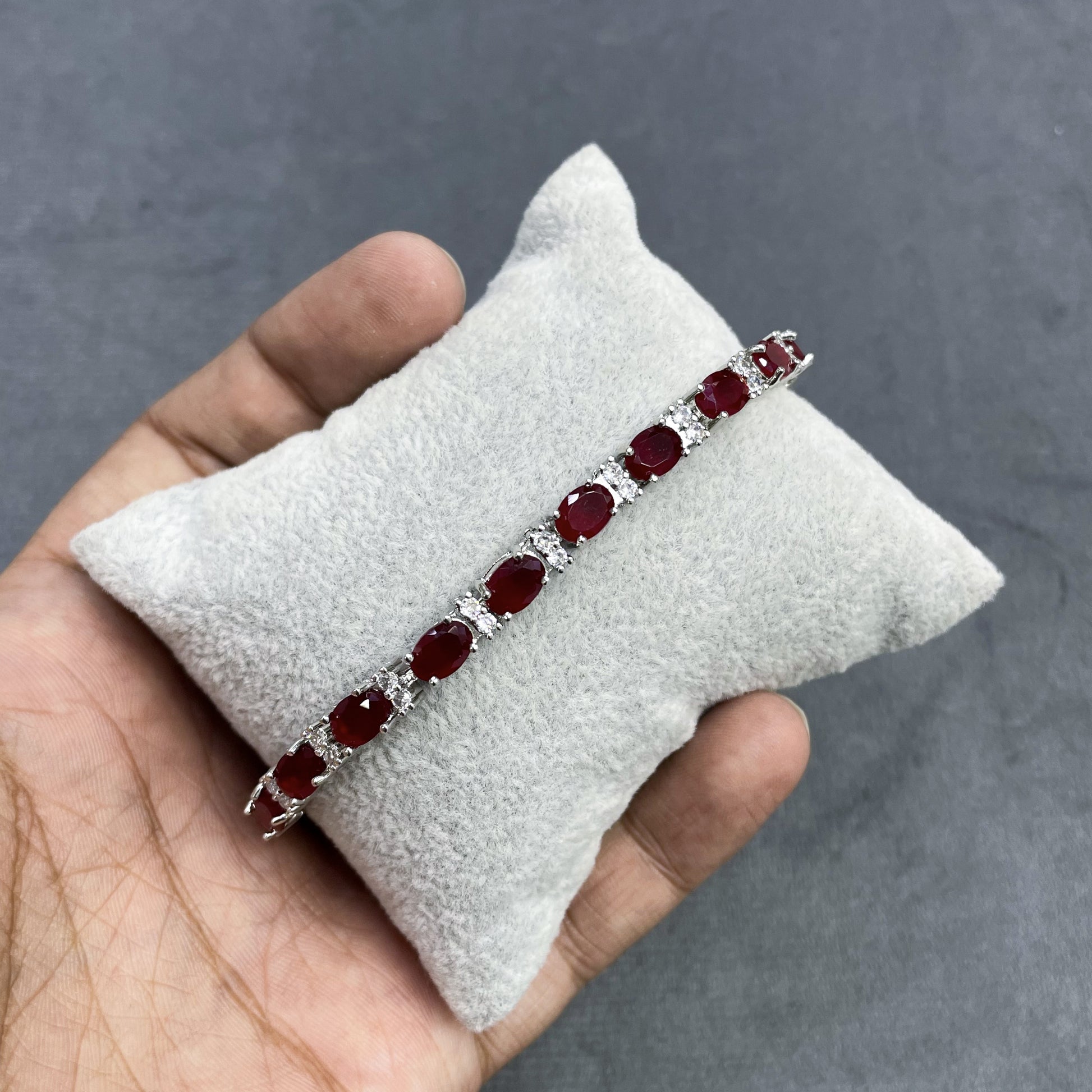 SCARLET-RADIANCE-SILVER-ZIRCON-BRACELET
