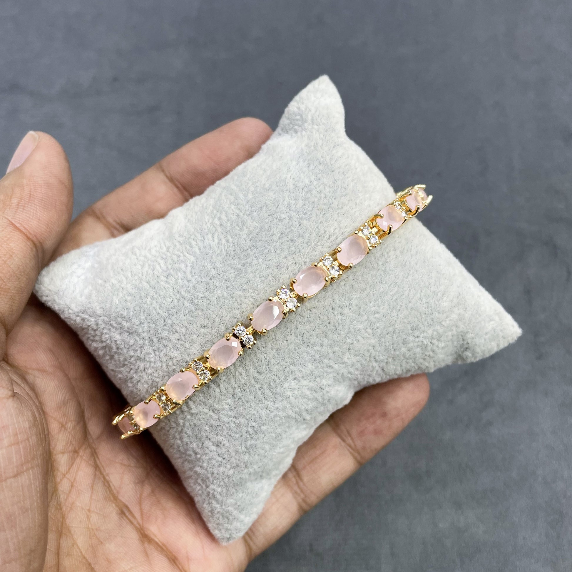 ROSE-PETAL-GOLD-ZIRCON-BRACELET