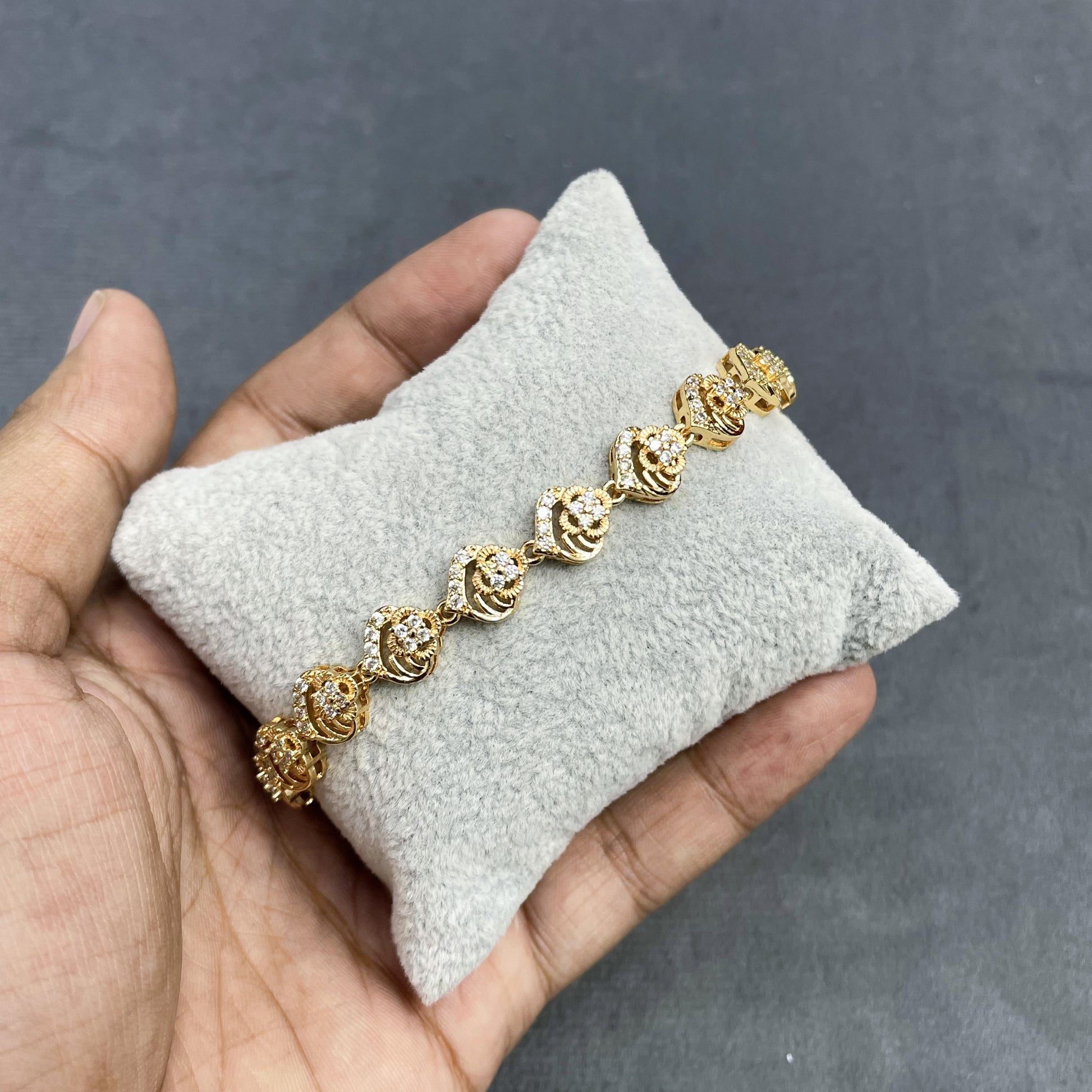 ETHEREAL-ROSE-GOLD-ZIRCON-BRACELET