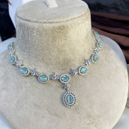 ORBIT HALO NECKLACE SET