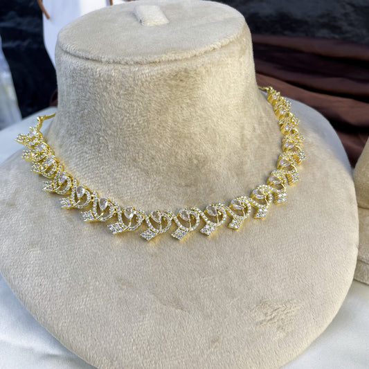 HEARTS OF ARCADIA NECKLACE SET