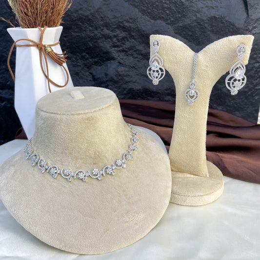 STARLIGHT OPULENCE NECKLACE SET