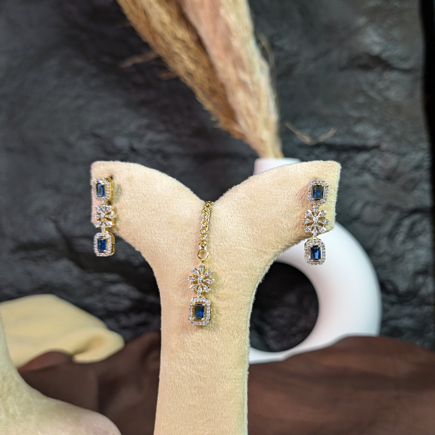 ROYAL CLUSTER NECKLACE SET