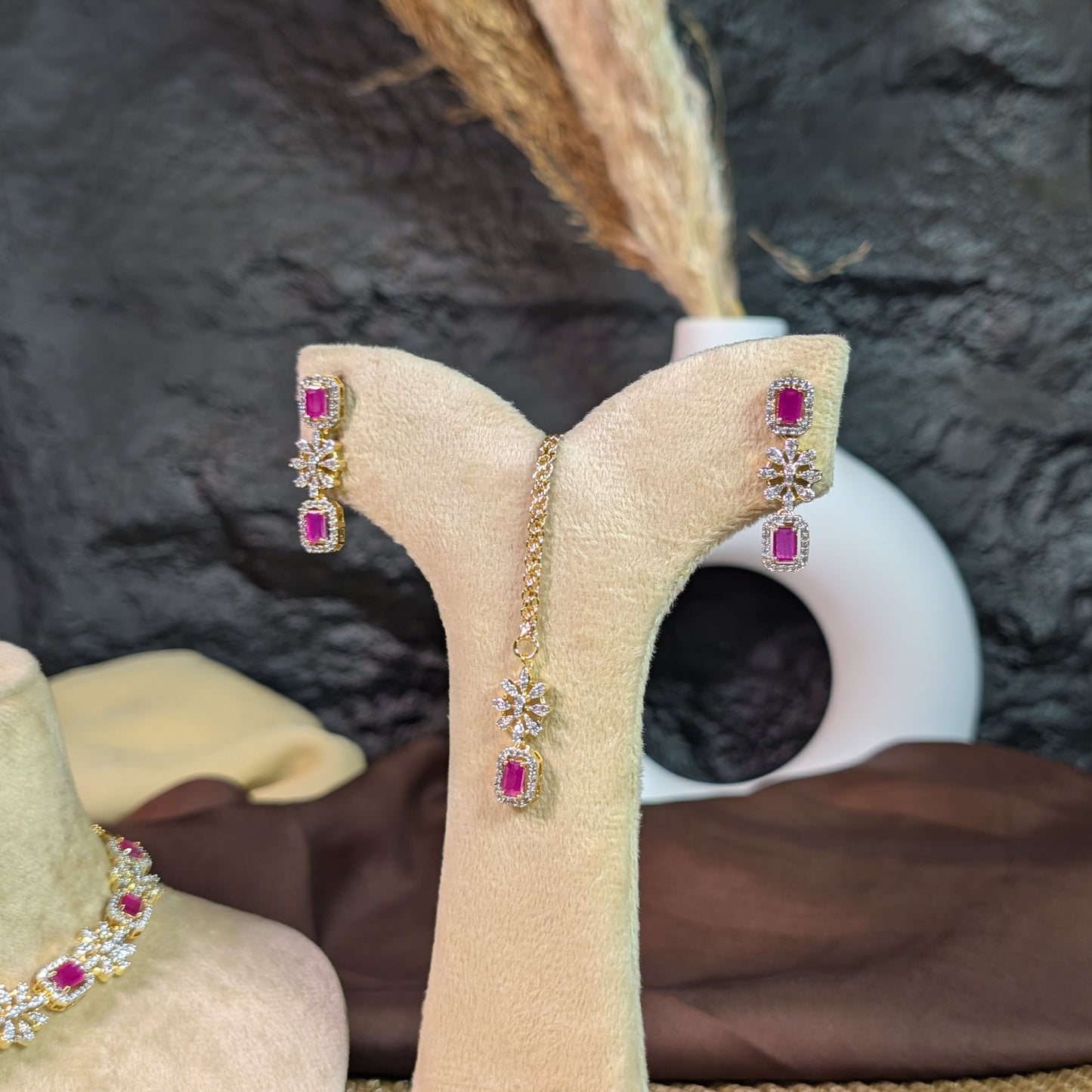 ROYAL CLUSTER NECKLACE SET