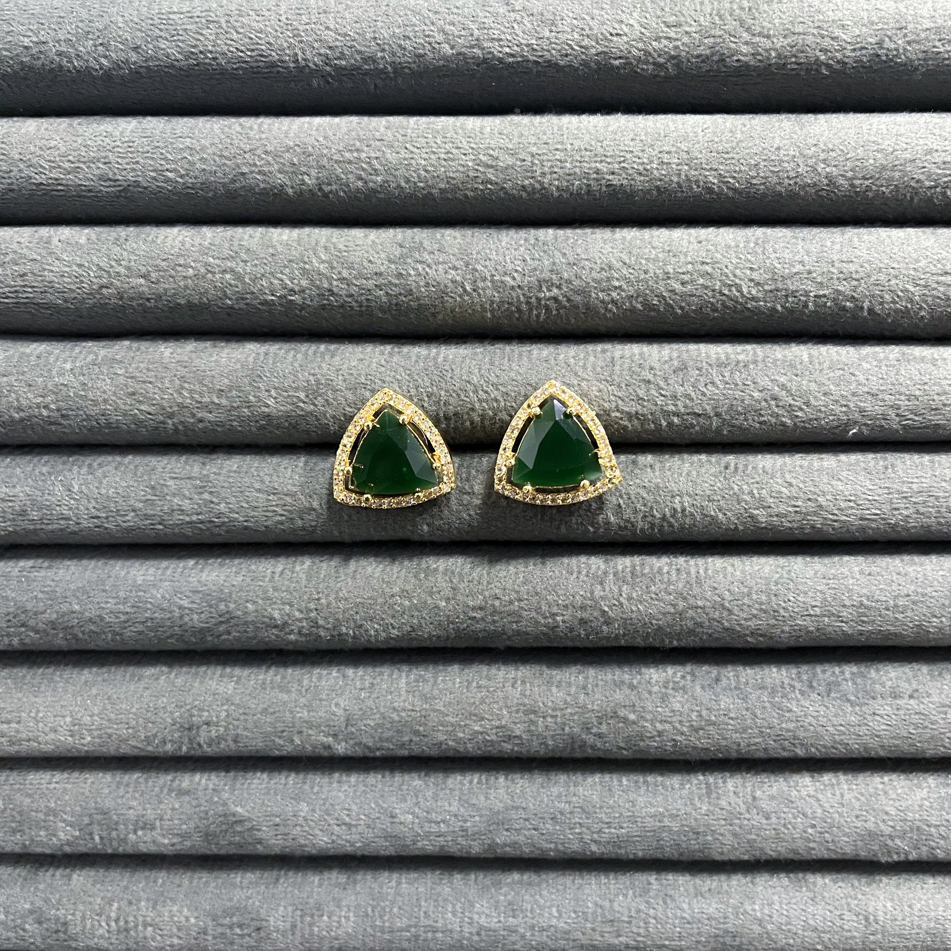 TRIANGLE AURA STUDS