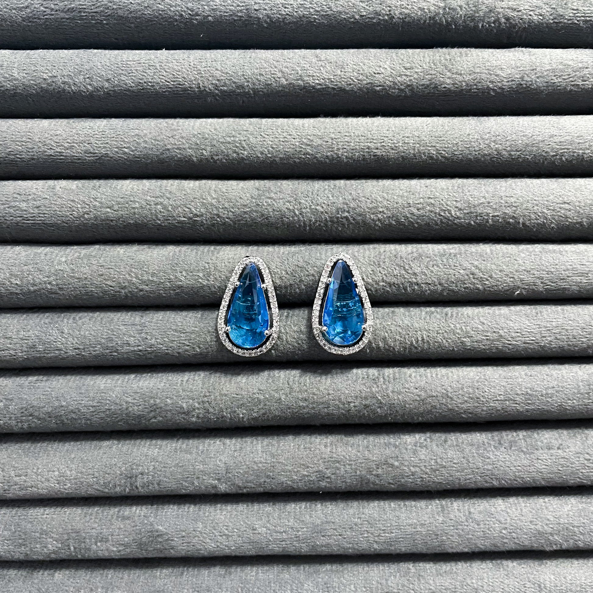 MARQUISE DROP STUDS