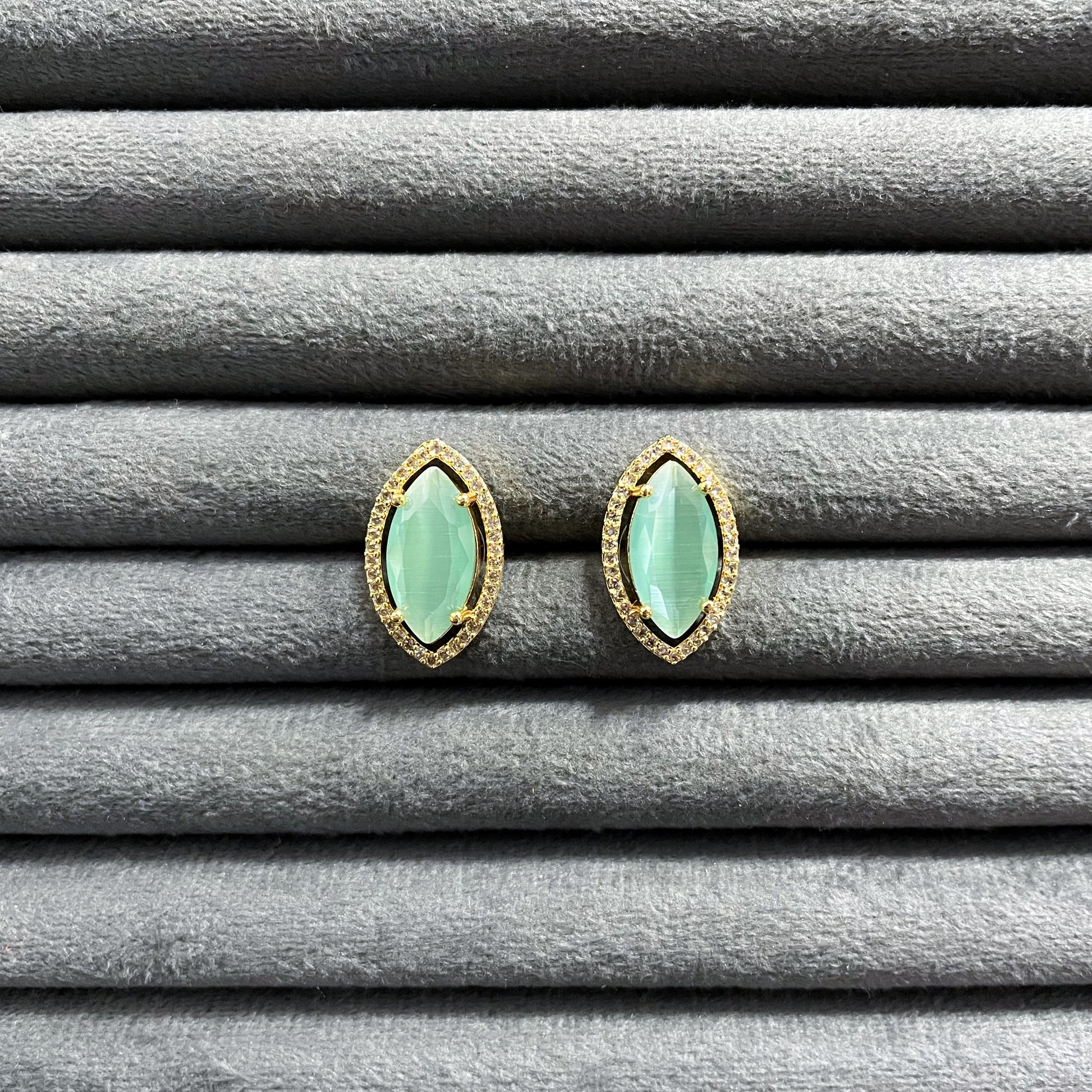 MARQUISE ELEGANCE STUDS