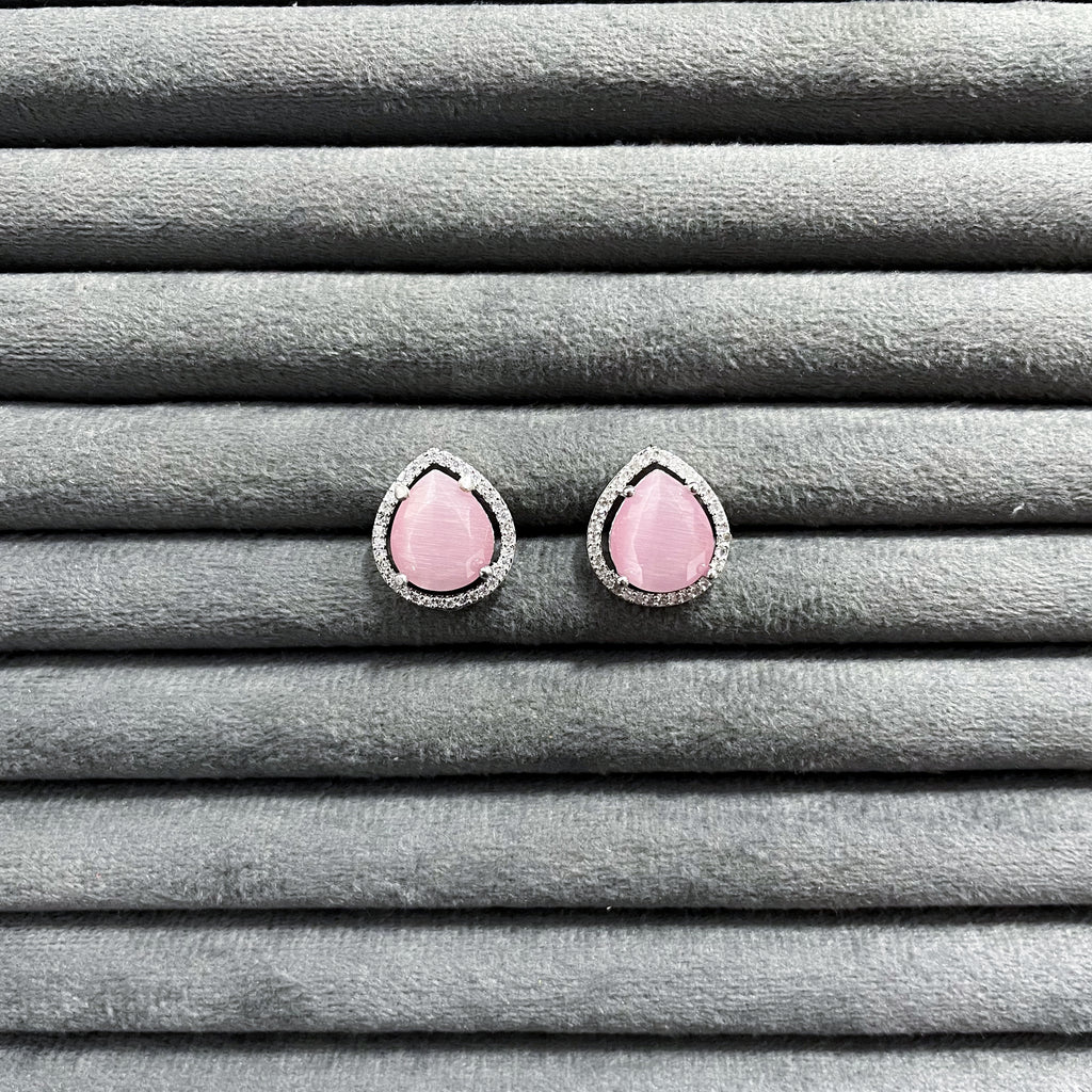 DUCHESS PEAR STUDS
