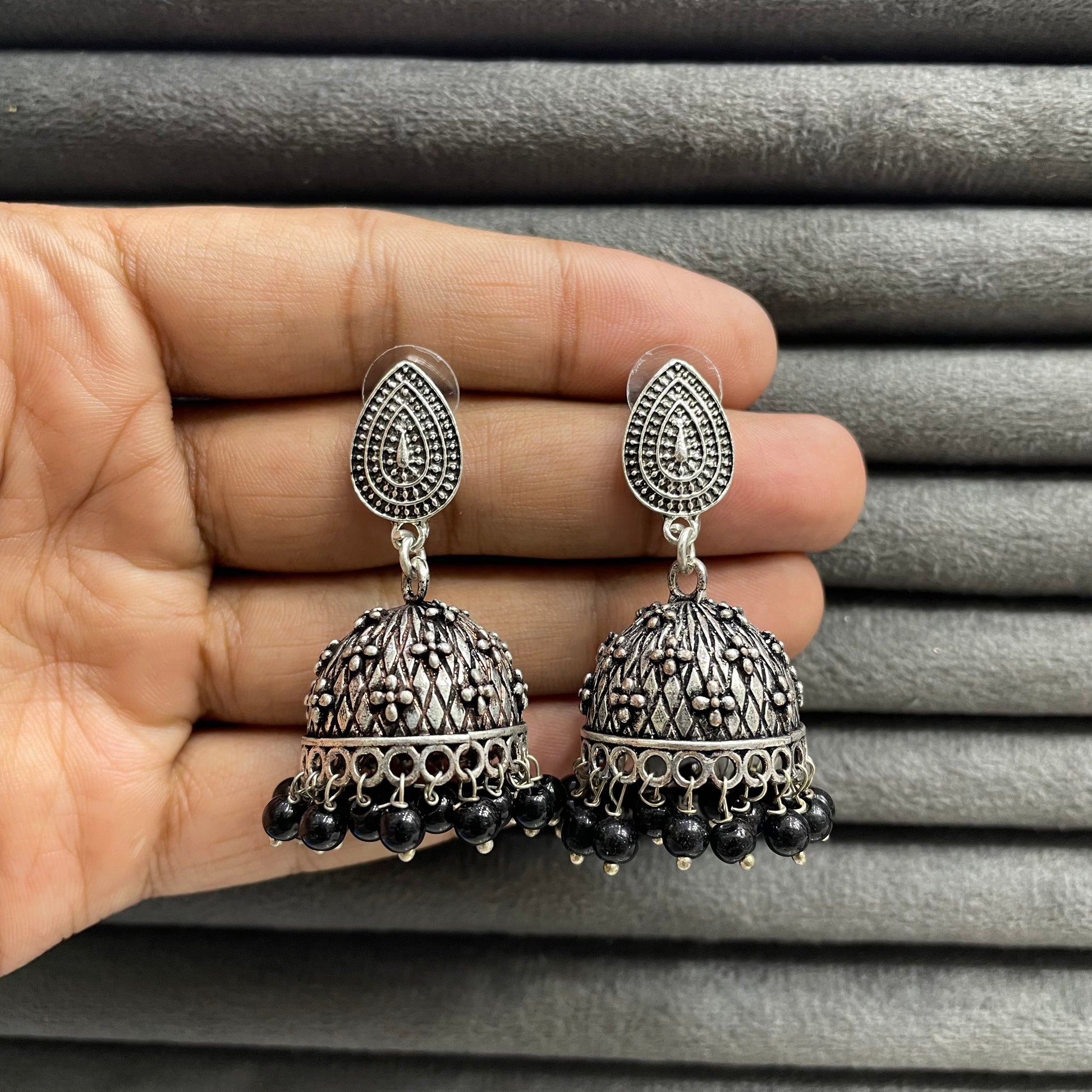 PETITE REGALIA EARRINGS
