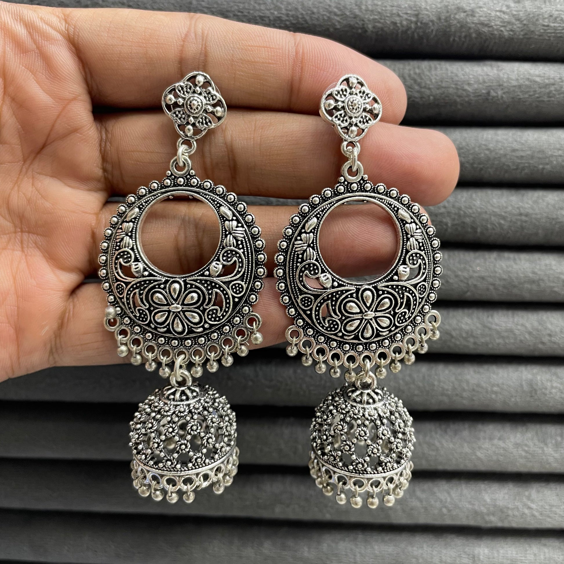 FLORAL FILIGREE EARRINGS