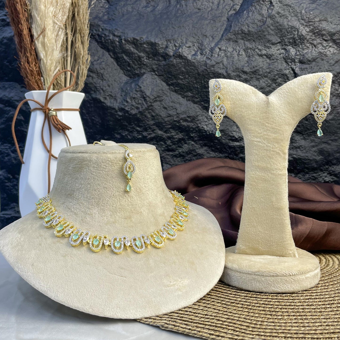 Gilded Wave Zircon NECKLACE SET