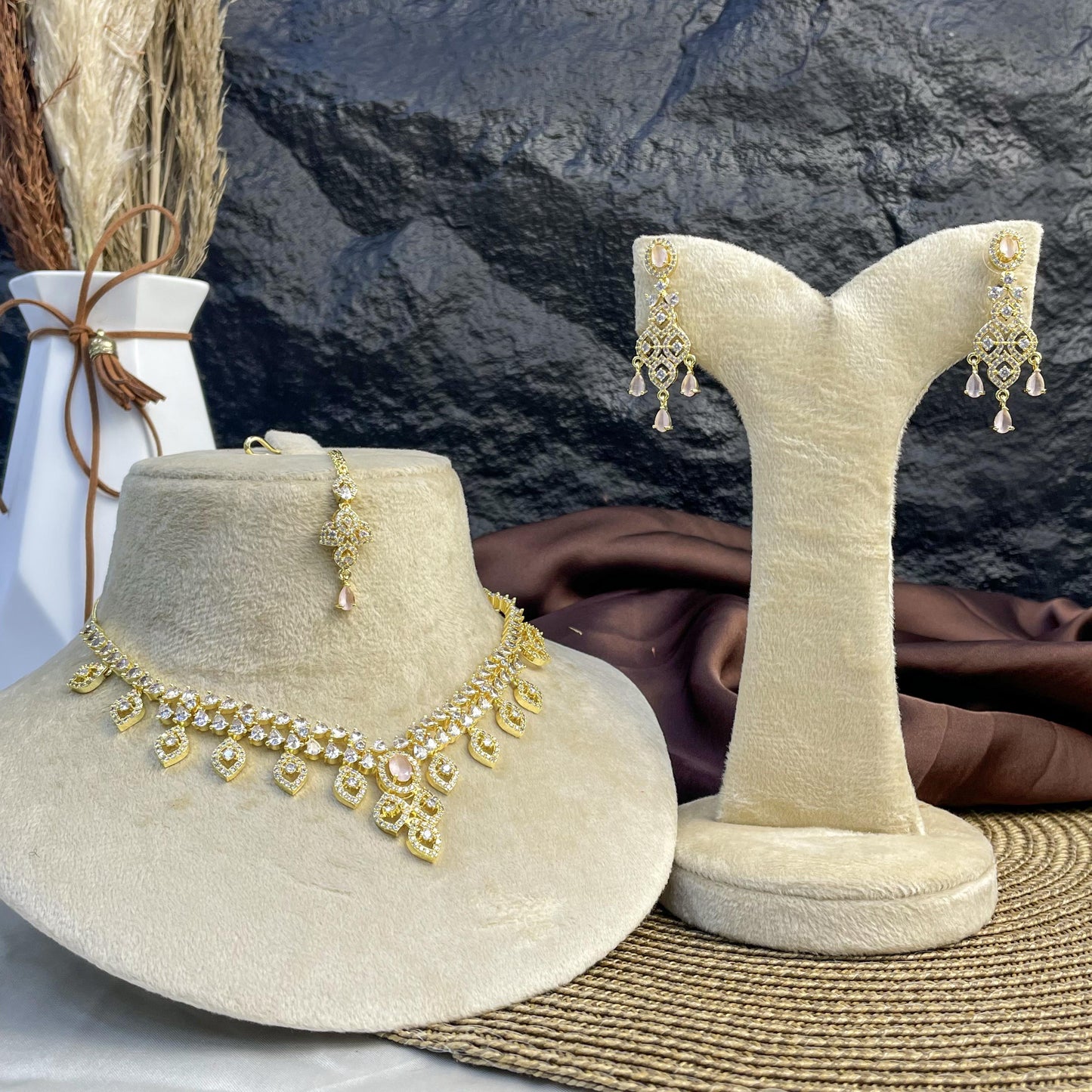 Aurelian Lace Zircon NECKLACE SET