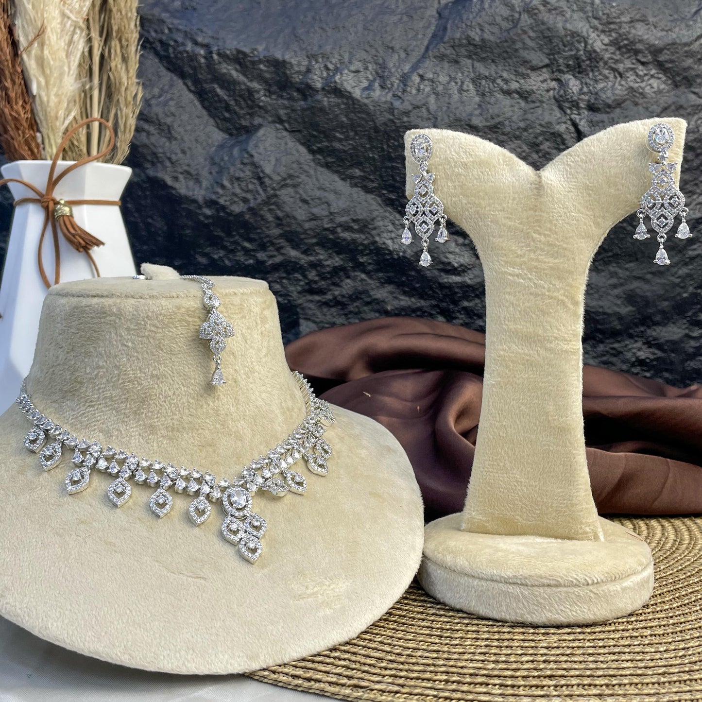 Argent Lace Zircon NECKLACE SET