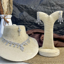 Argent Lace Zircon NECKLACE SET