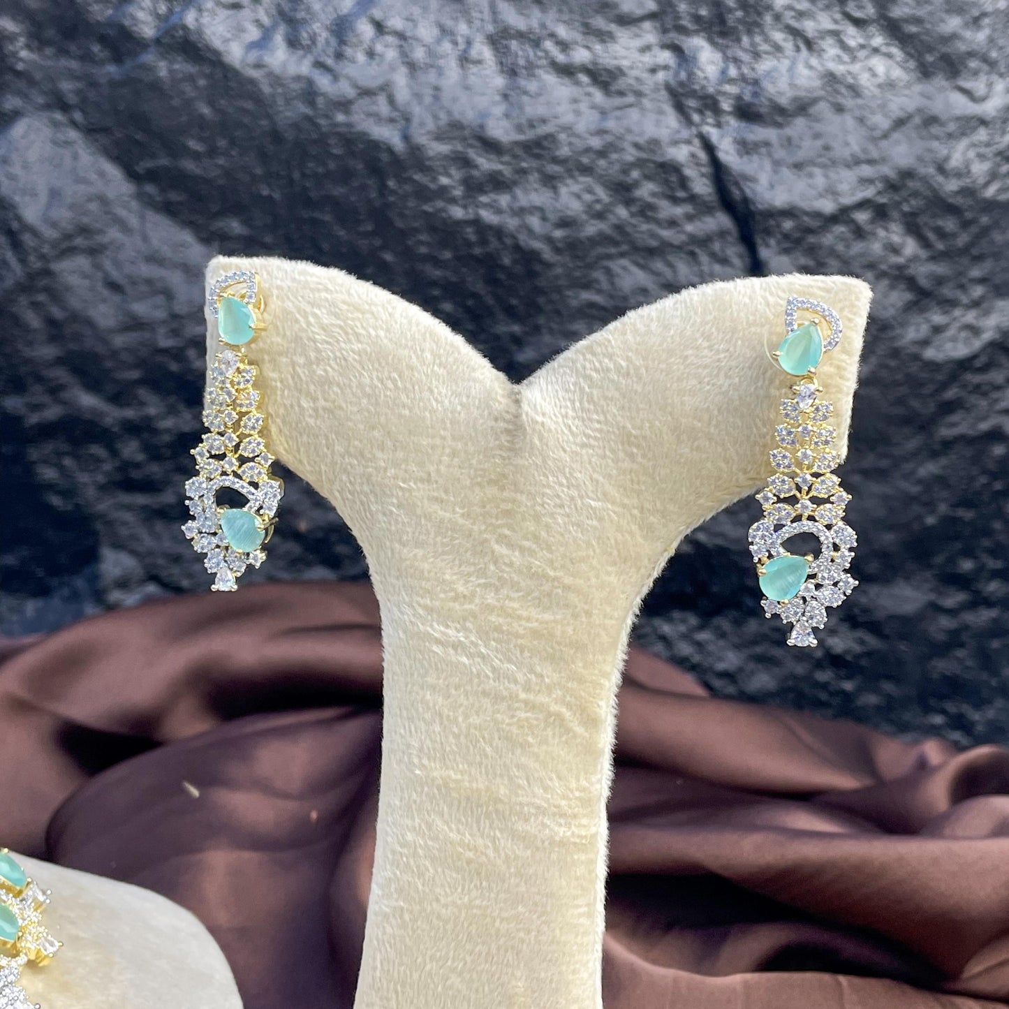 Floral Crest Zircon NECKLACE SET